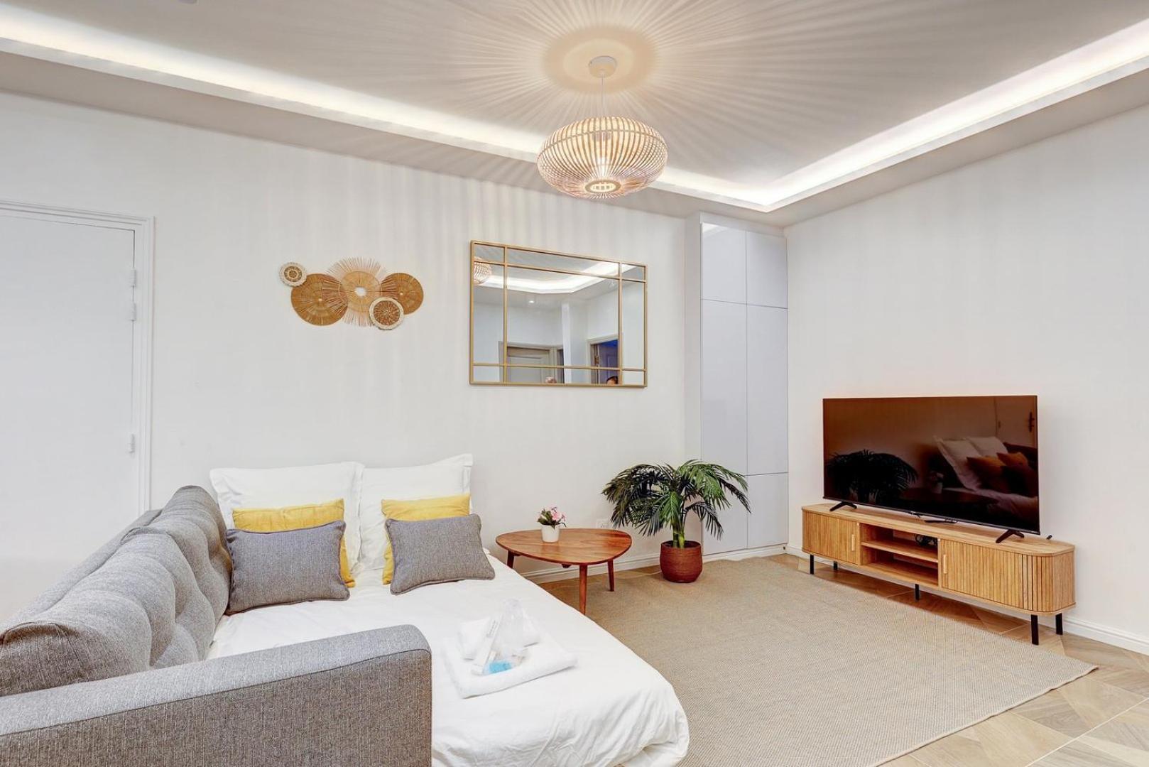 669 Lily Turbigo - Superbe Apartment *