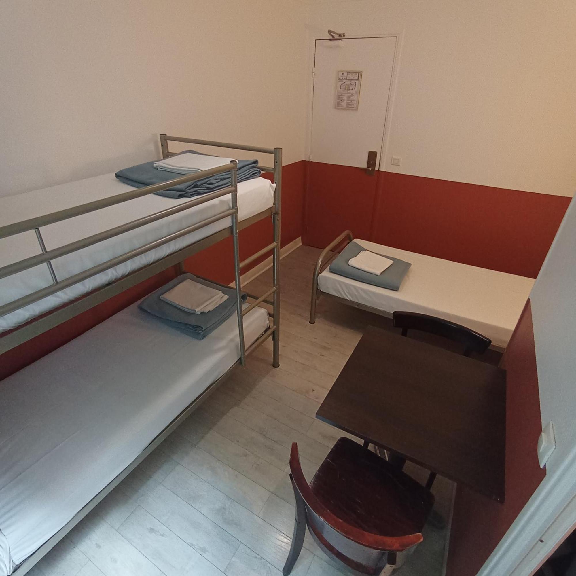 Caulaincourt Montmartre By Hiphophostels Hostel