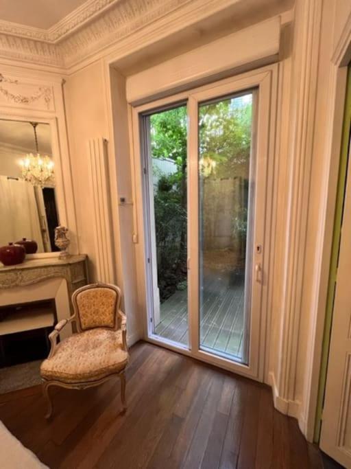 Grande Privee Sur Jardin Arbore Homestay