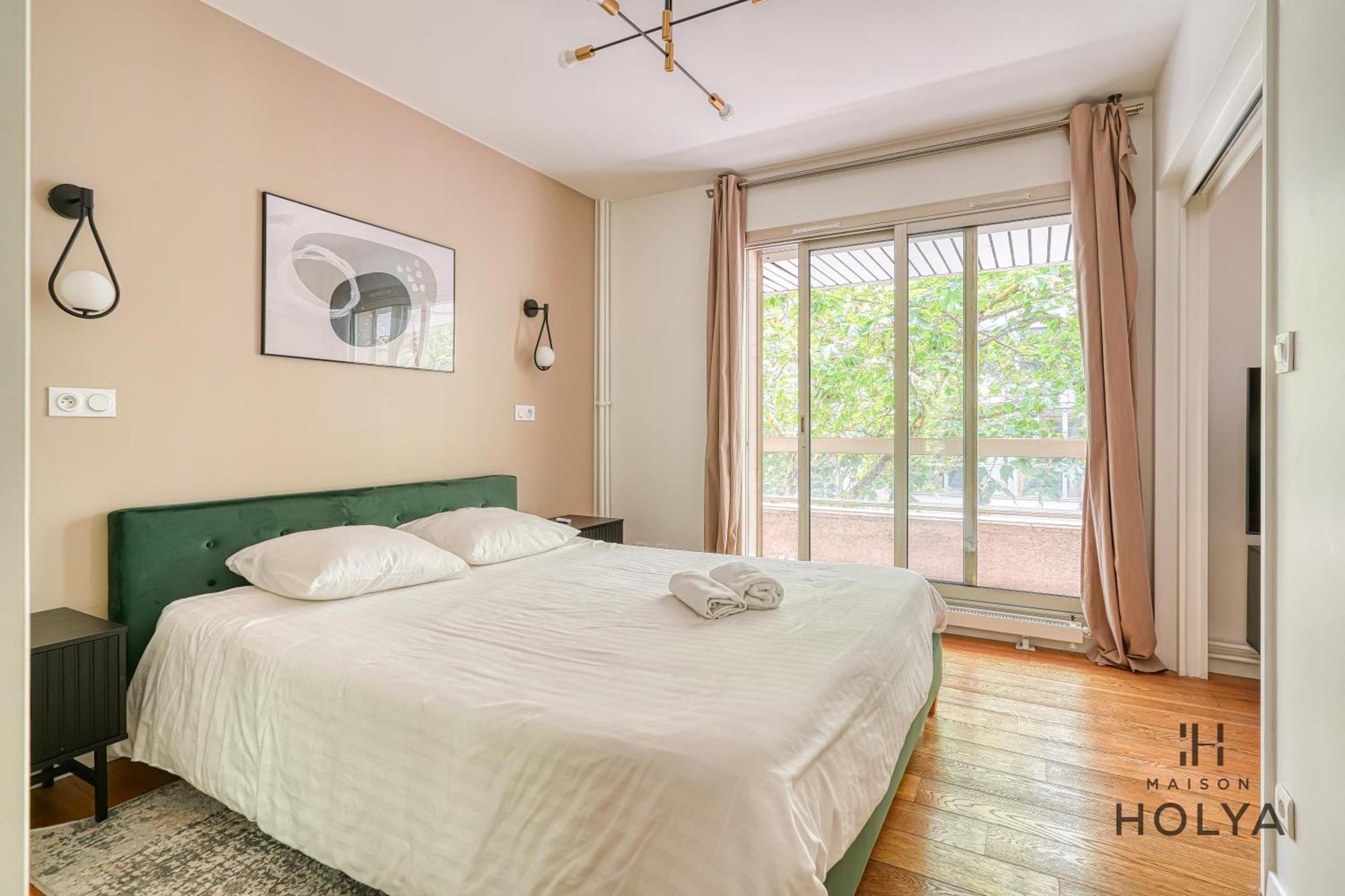 Le Verdoyant - A Auteuil - 312b * Paris