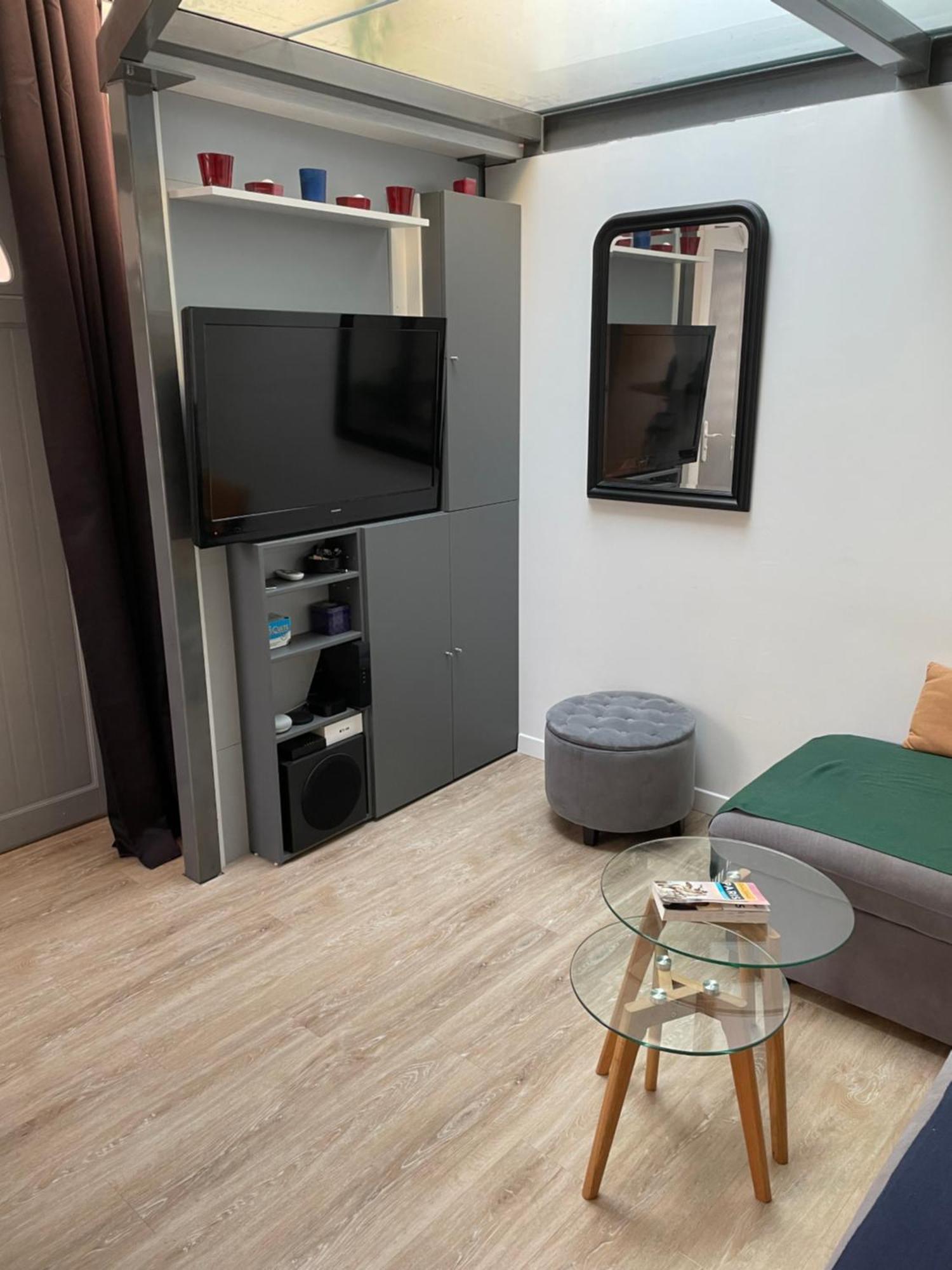 Centre 1e - 38 M2 - Air Conditioning