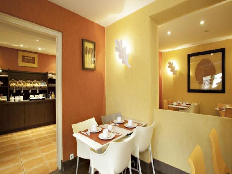 Ibis Styles Eiffel Cambronne Hotel 3*