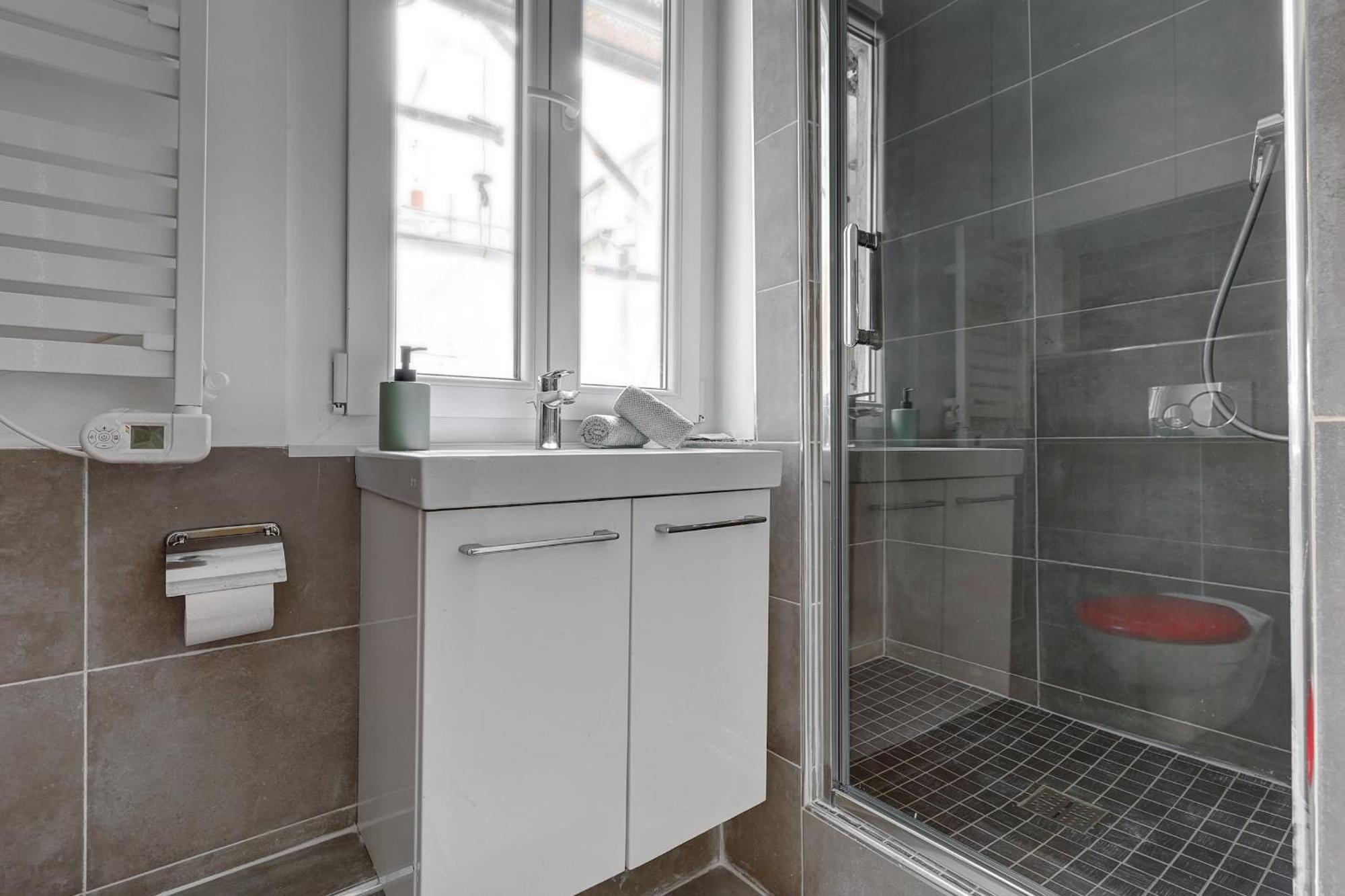Appartement Le Marais & Montorgueil - 2br - Cityapartmentstay *