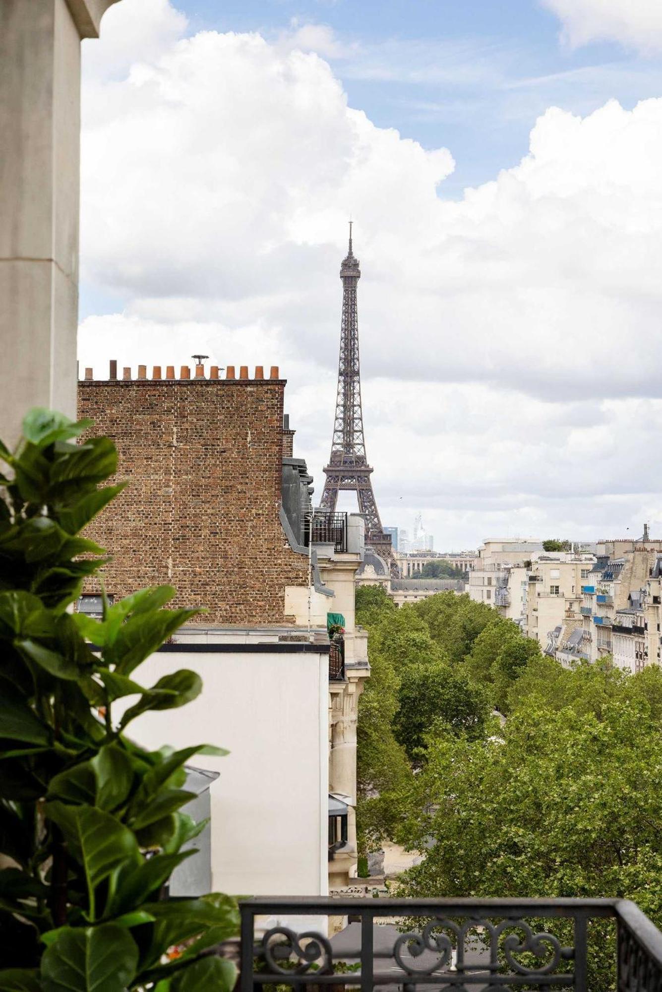 Apartment Luxury - Eiffel Tower View - 3bd-8p - Grenelle Paris
