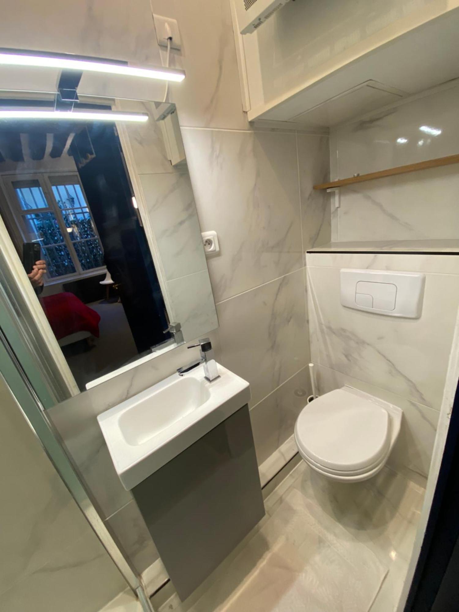 Apartment 6em Paris