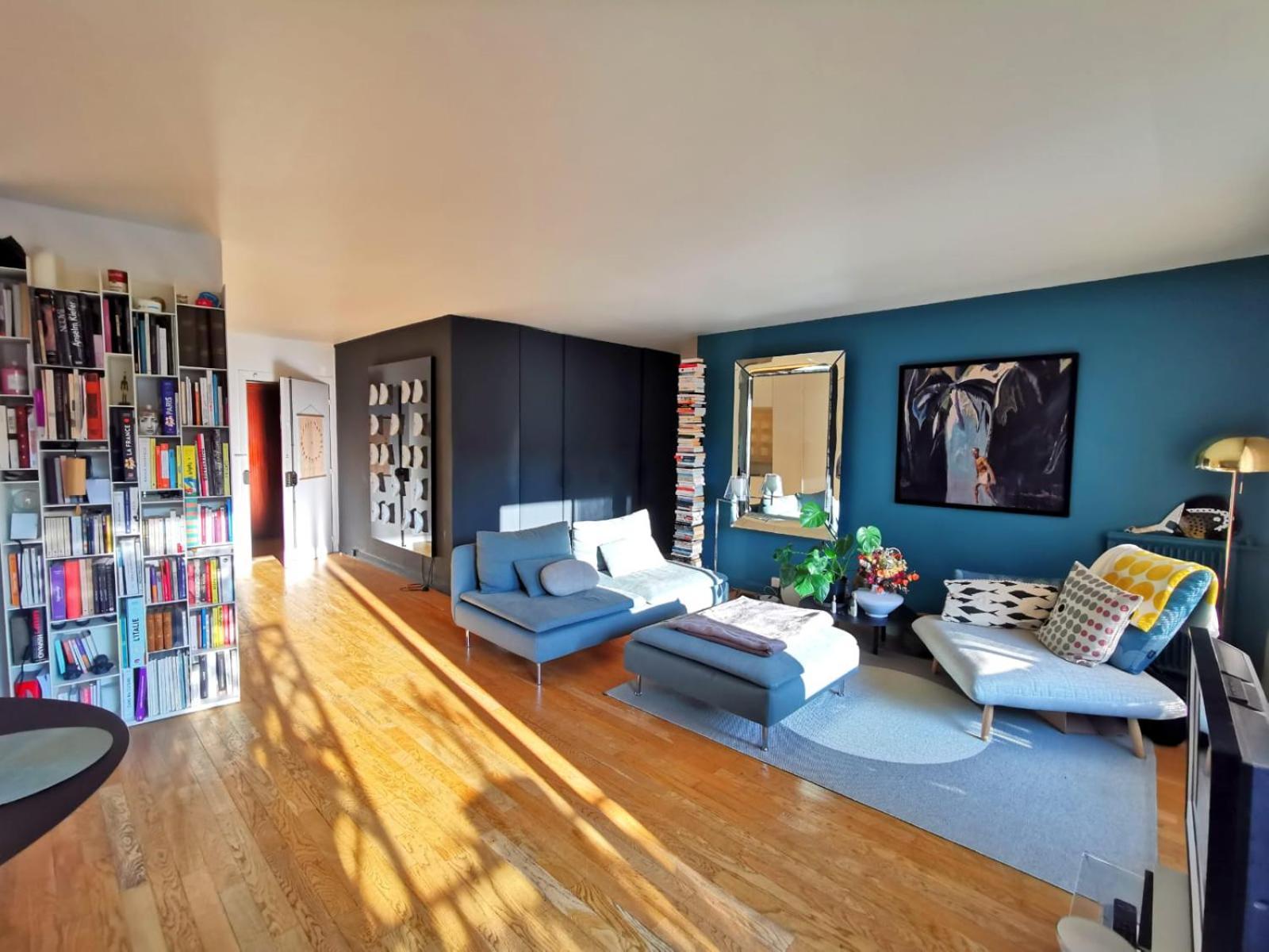 Lovely Artist Apartment