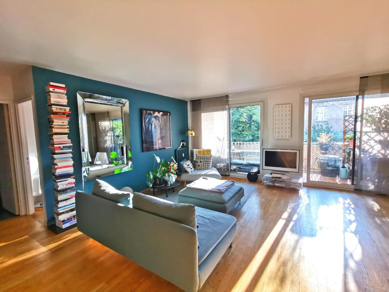 Lovely Artist Apartment *