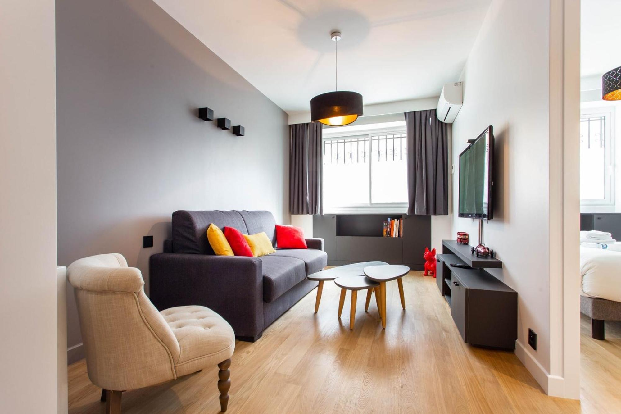 Magnificent - 2br-6p - Republique * Paris