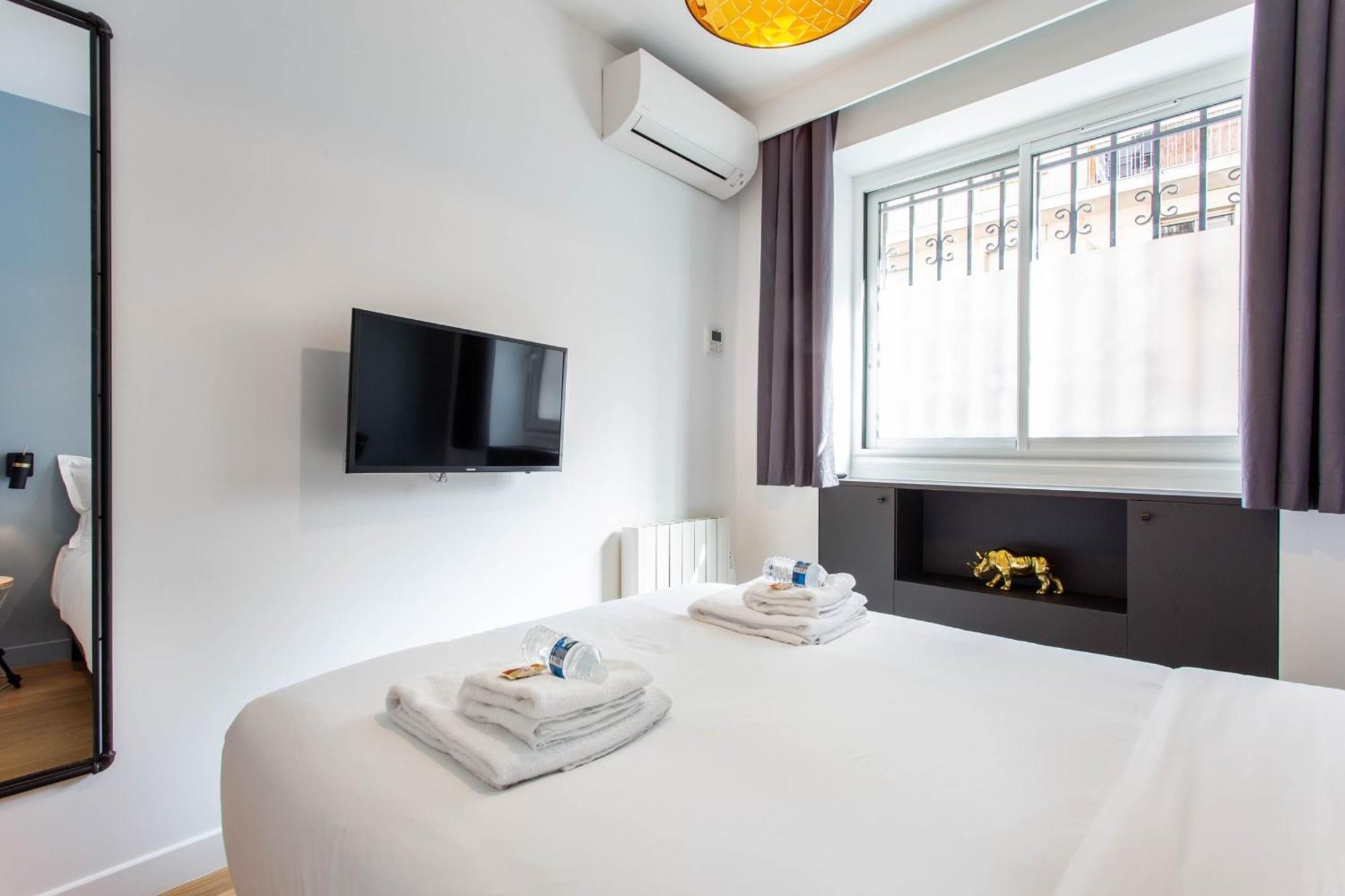 Magnificent - 2br-6p - Republique