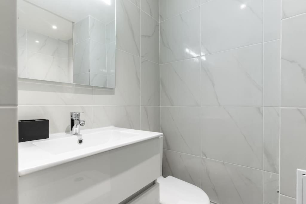 Apartment Montparnasse Rue De Rennes Charming 2p *