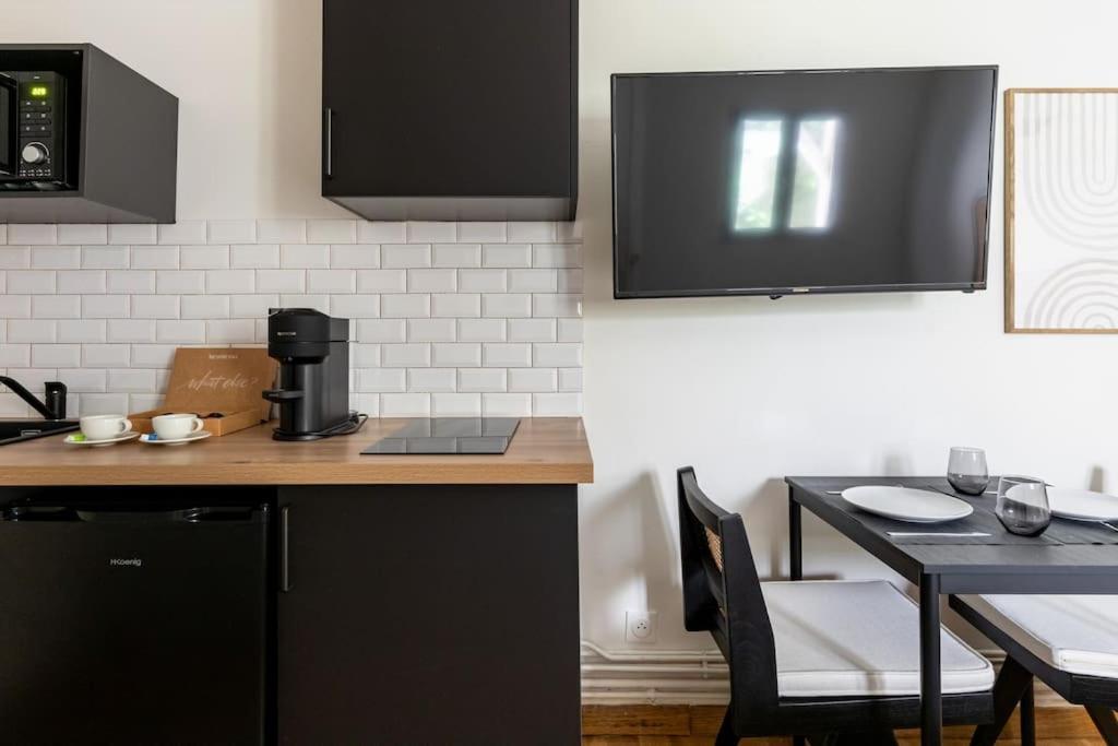 Montparnasse Rue De Rennes Charming 2p Apartment *