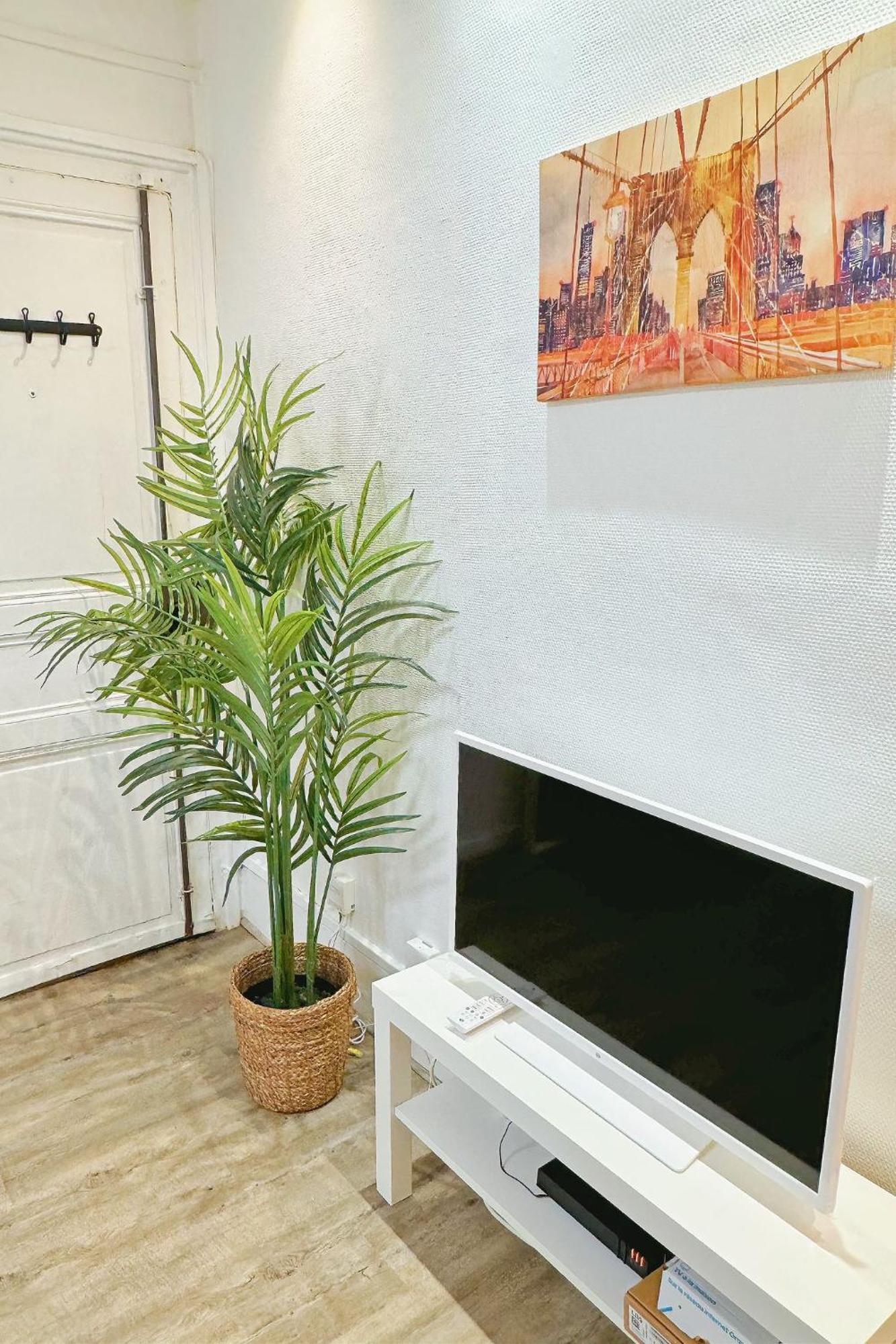 Appartement 2 Minutes Metro Pasteur 15th Cosy Free Parking