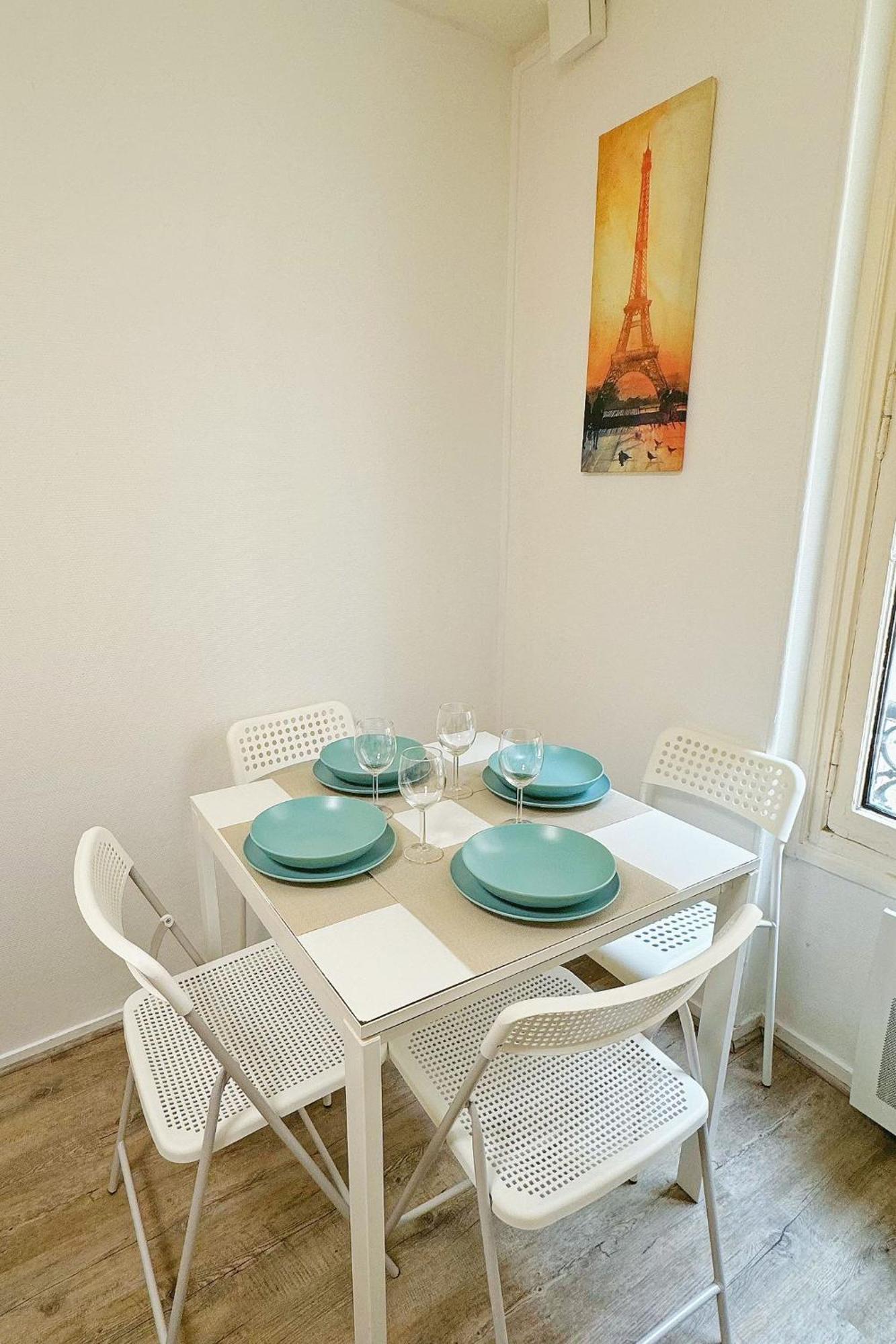 2 Minutes Metro Pasteur 15th Cosy Free Parking * Paris
