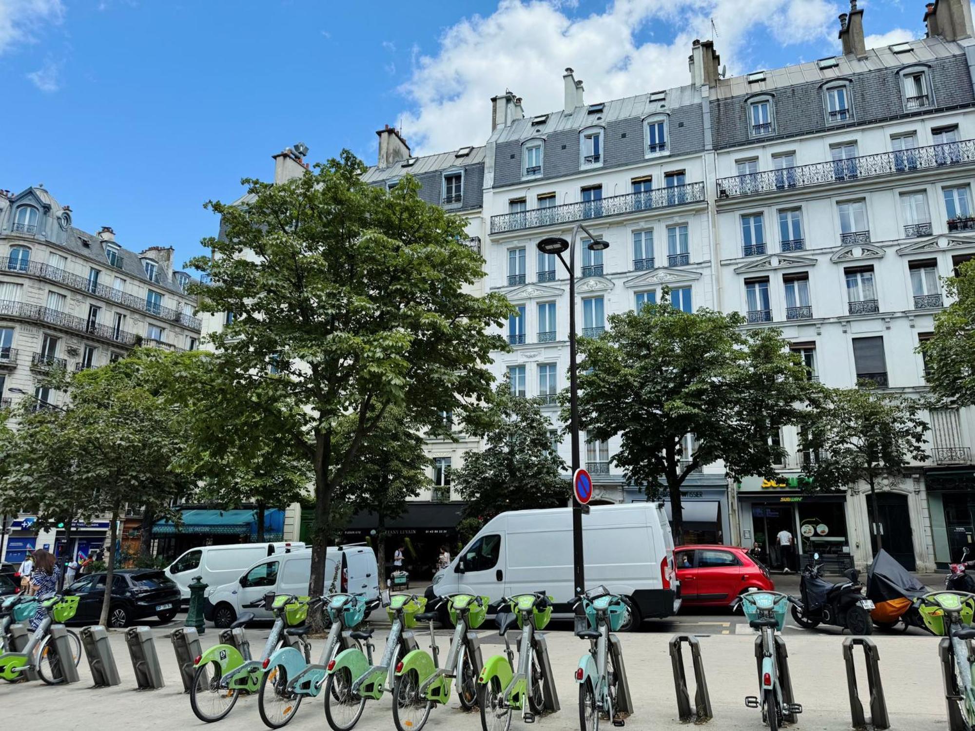 Appartement 2 Minutes Metro Pasteur 15th Cosy Free Parking Paris