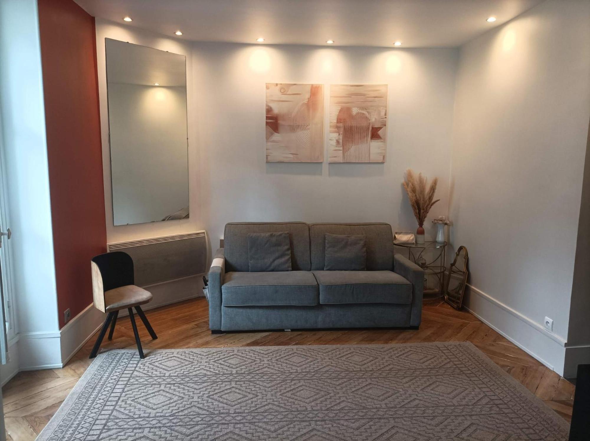 Appartement Joli Havre De Paix En Plein Batignolles Paris