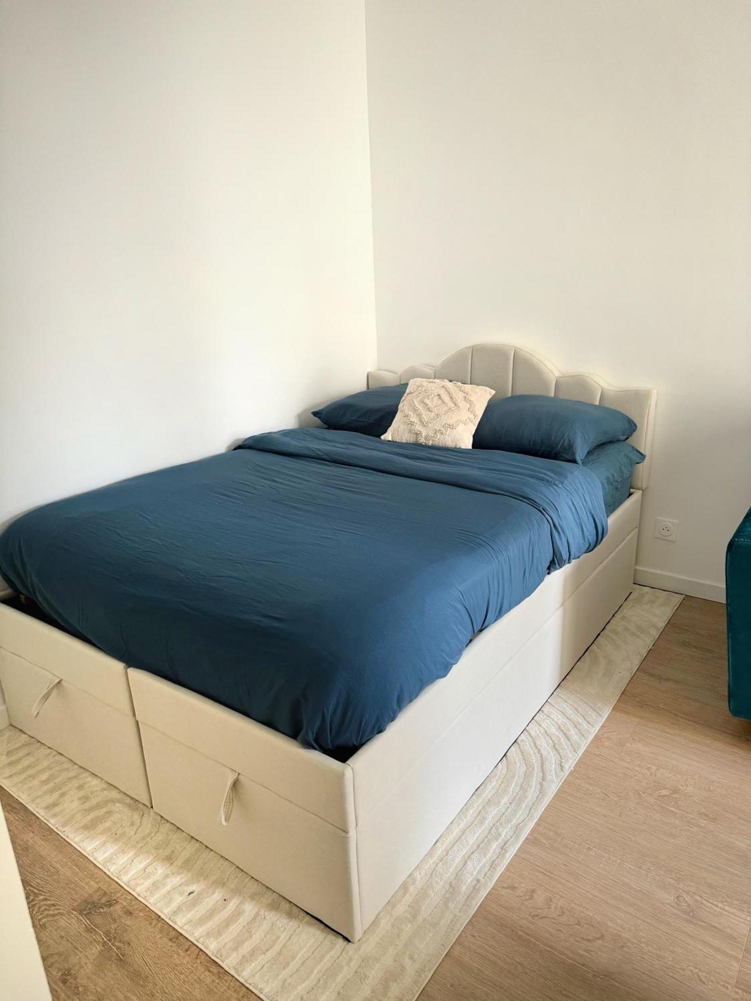 Luxe Chic Aux Buttes-aux-cailles A 5min Du Metro, Parking Prive Disponible