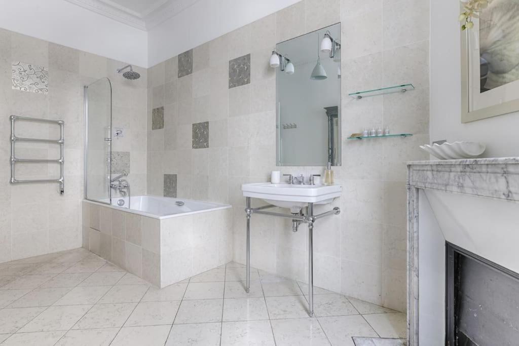 Apartment Invalides Pont Alexandre Iii Luxury 2br *