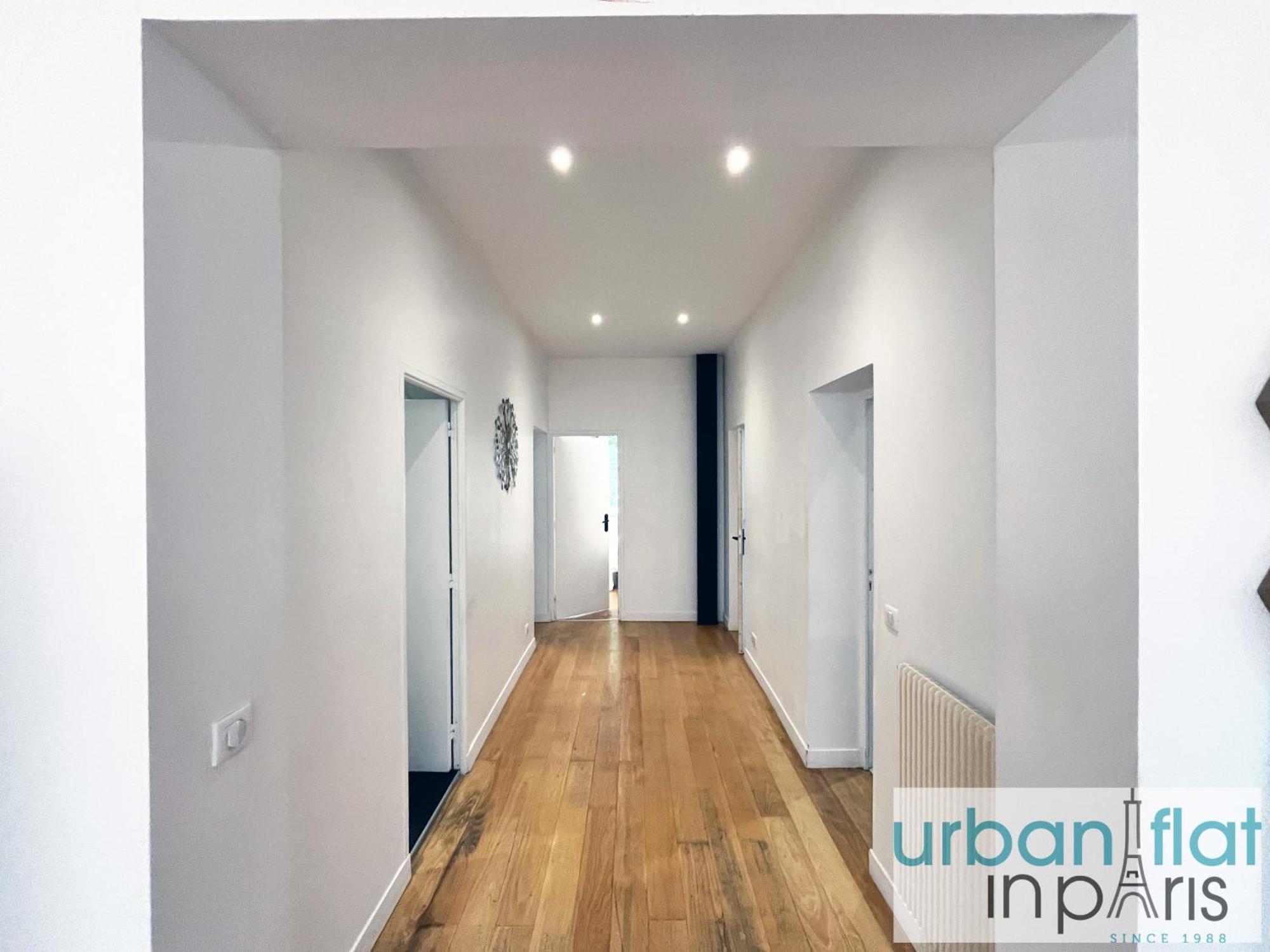 Urban Flat 186 - Spacious 3 Bedroom Flat In Paris