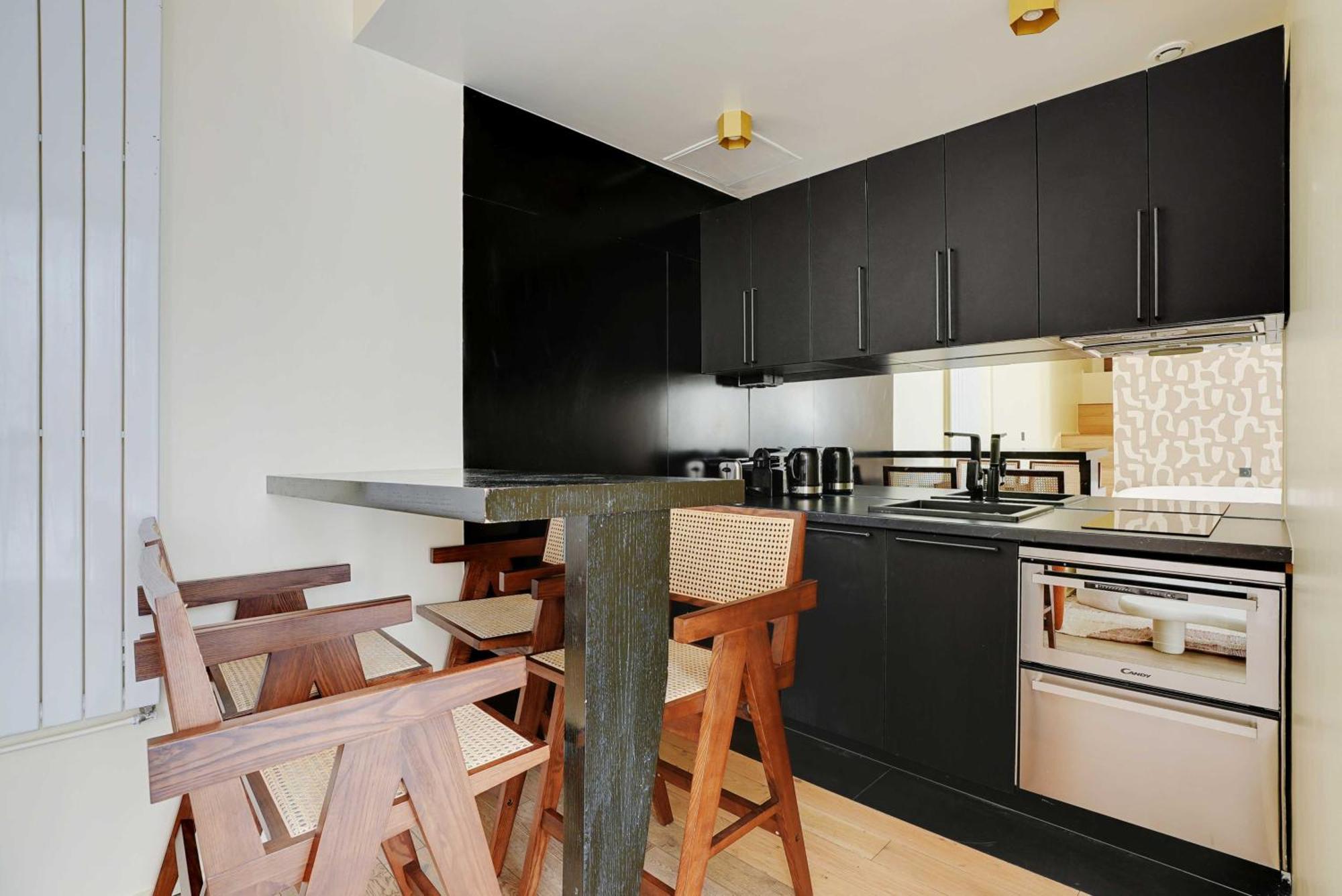 Apartment Cmg Palais De L'elysee Saint-honore Paris