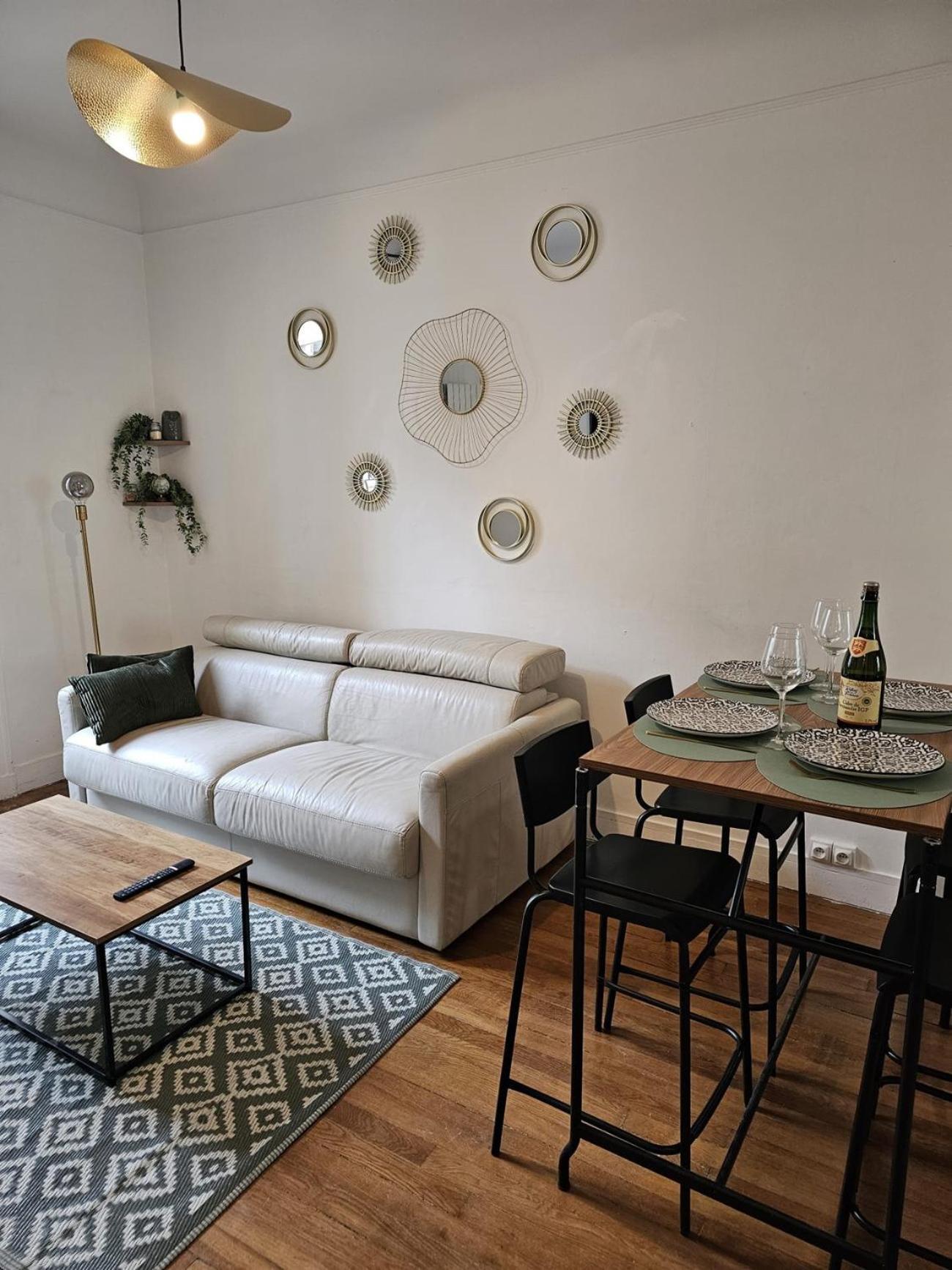 Apartment Beautiful 1 Bedroom Flat In 17th