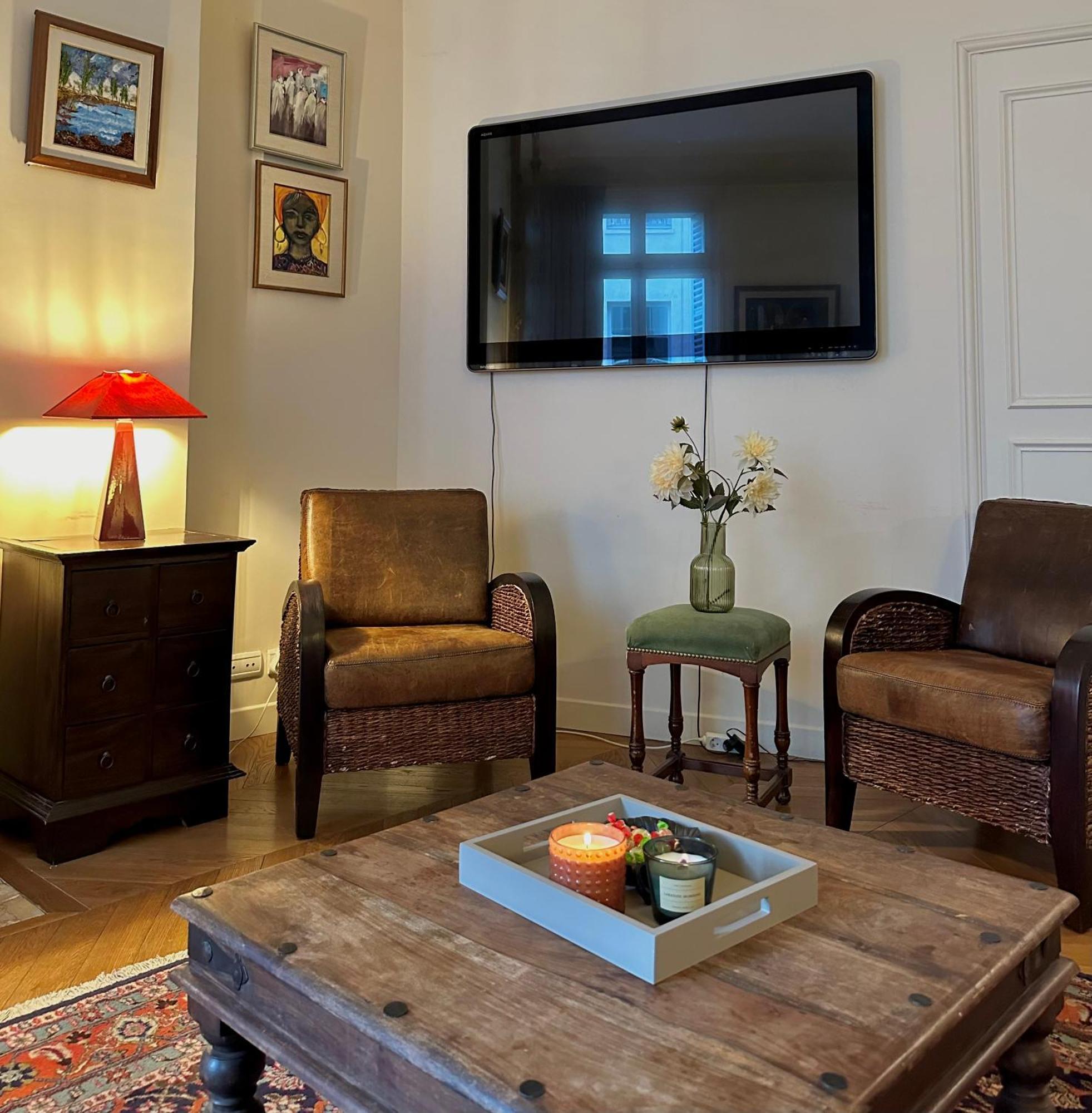 Champs Elysee Prestige Apartment *
