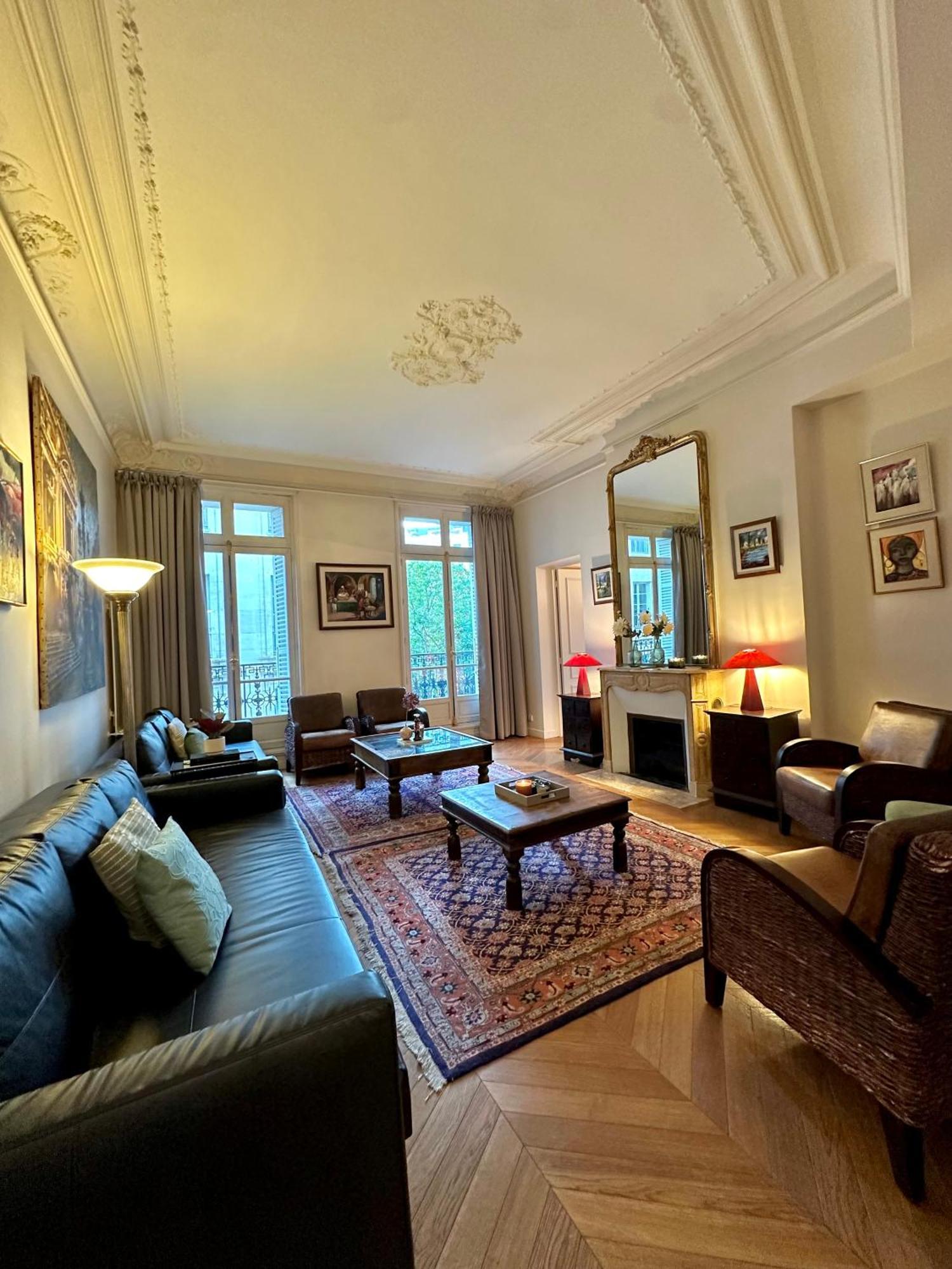 Apartment Champs Elysee Prestige Paris