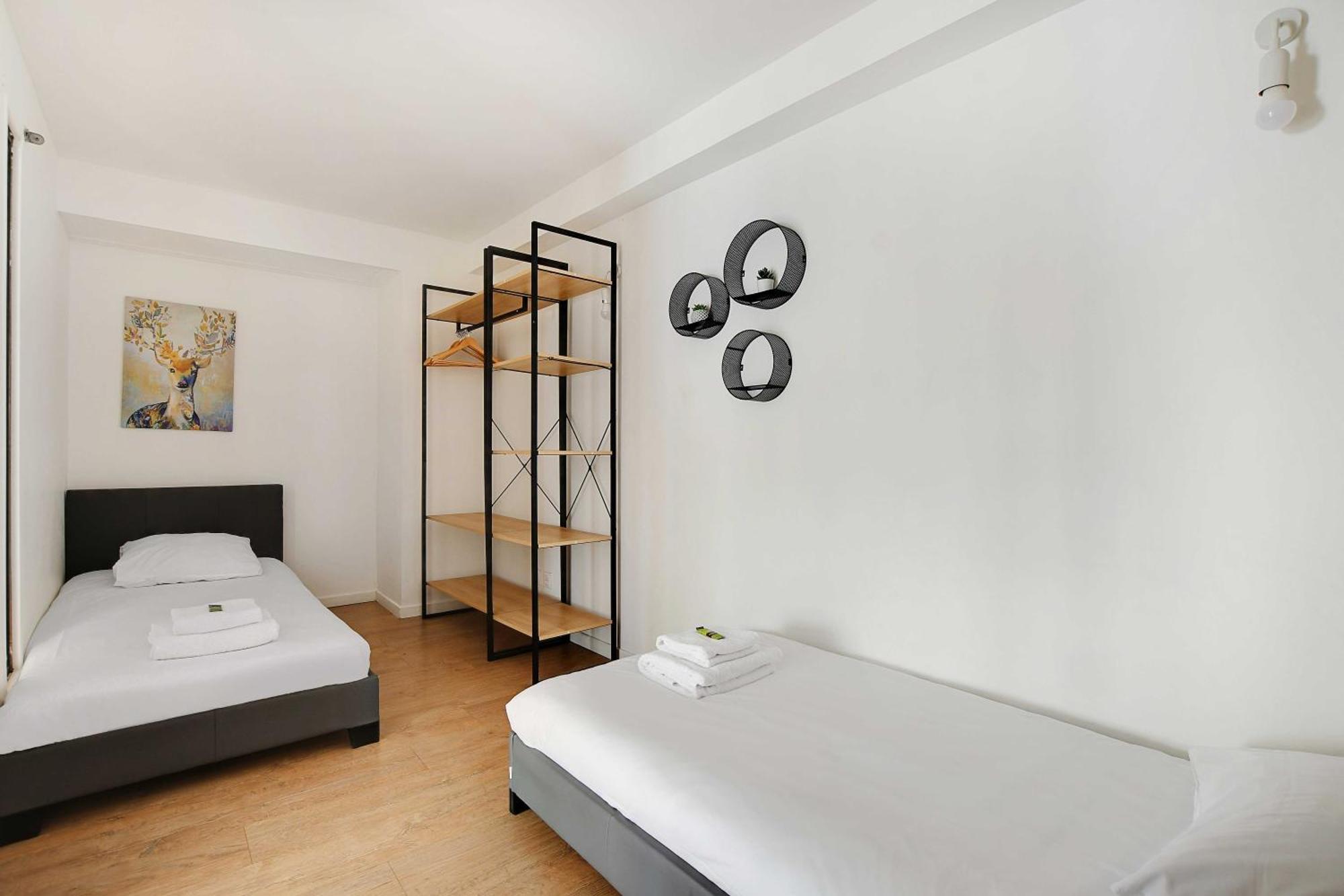 Appartement In The Heart Of Opera Paris