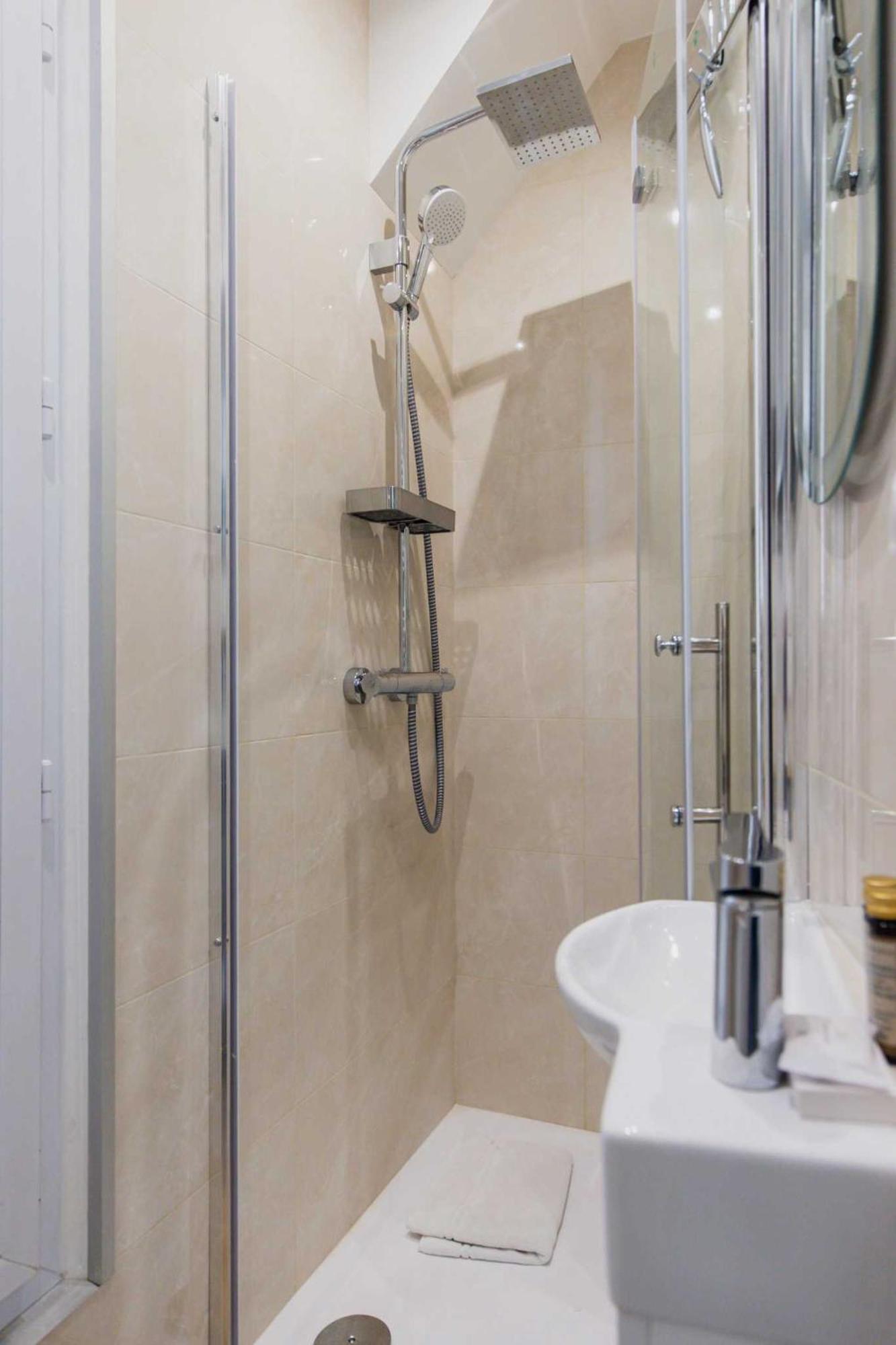 Cosy And Chic -1bd-4p- Auteuil Apartment