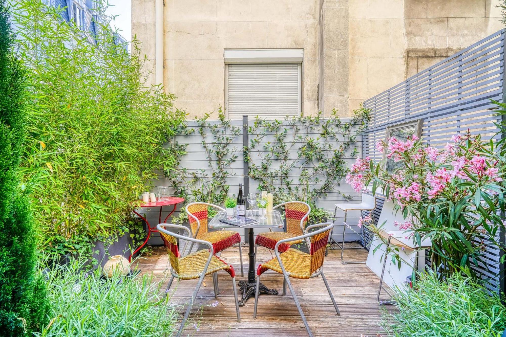 Amazing Private Terrasse-sentier Apartment Paris