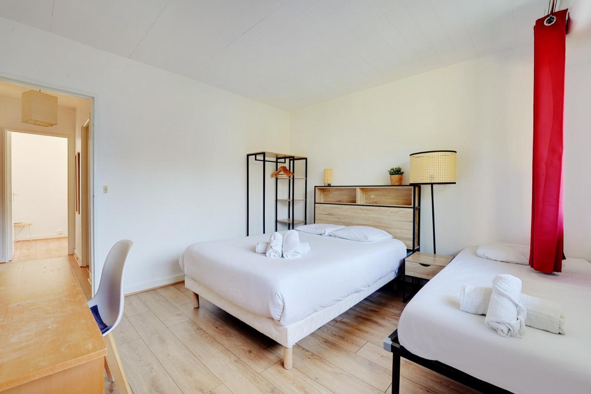 Familial Spacieux 2ch Avec Parking Prive Sup Appartement *