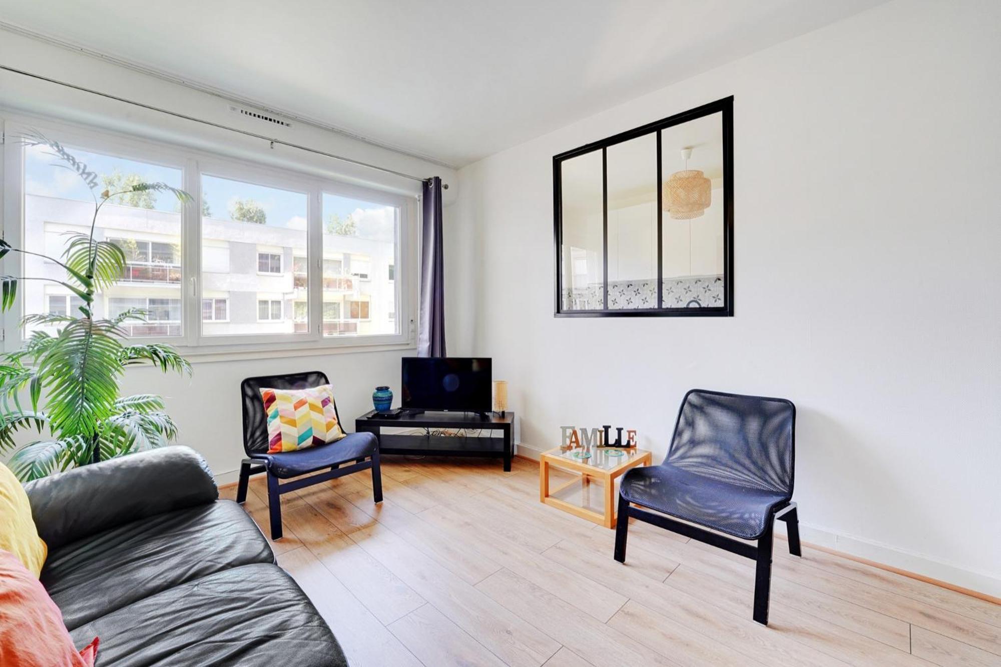 Familial Spacieux 2ch Avec Parking Prive Sup Appartement Paris