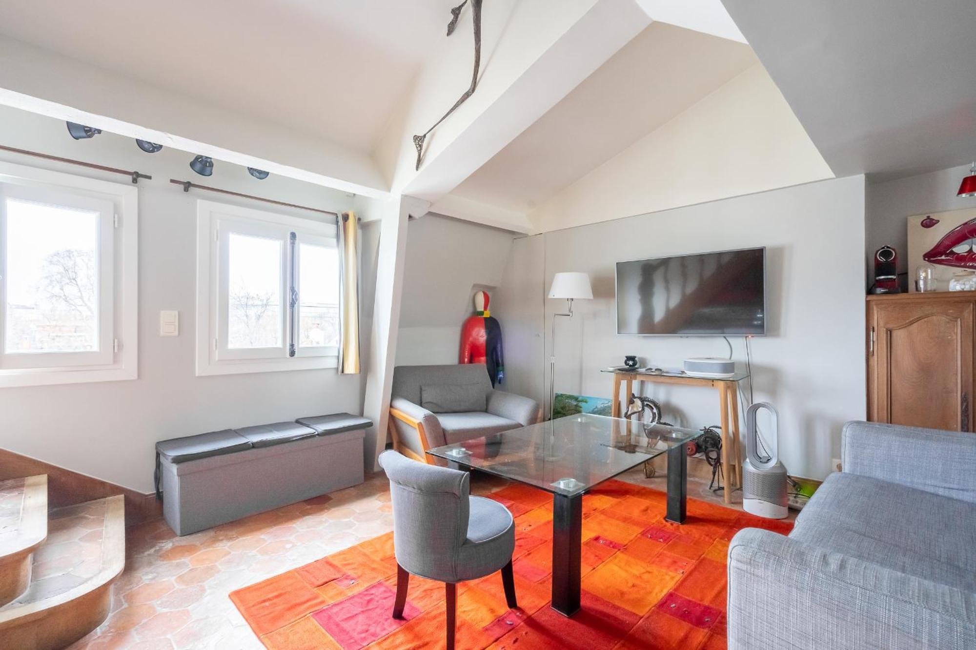 Cosy Duplex- Saint Germain- Louvre Apartment *