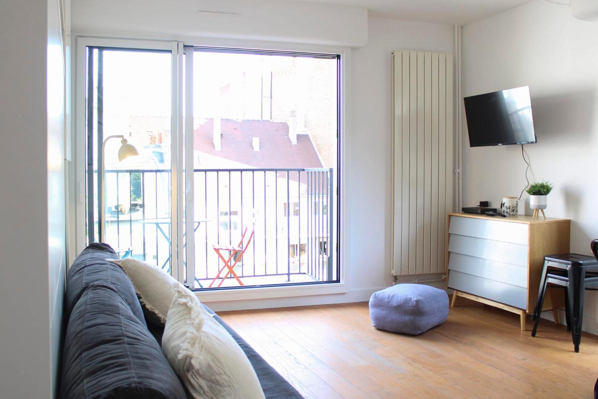 Charming Of 23 M Close To The Sacre-coeur Apartment