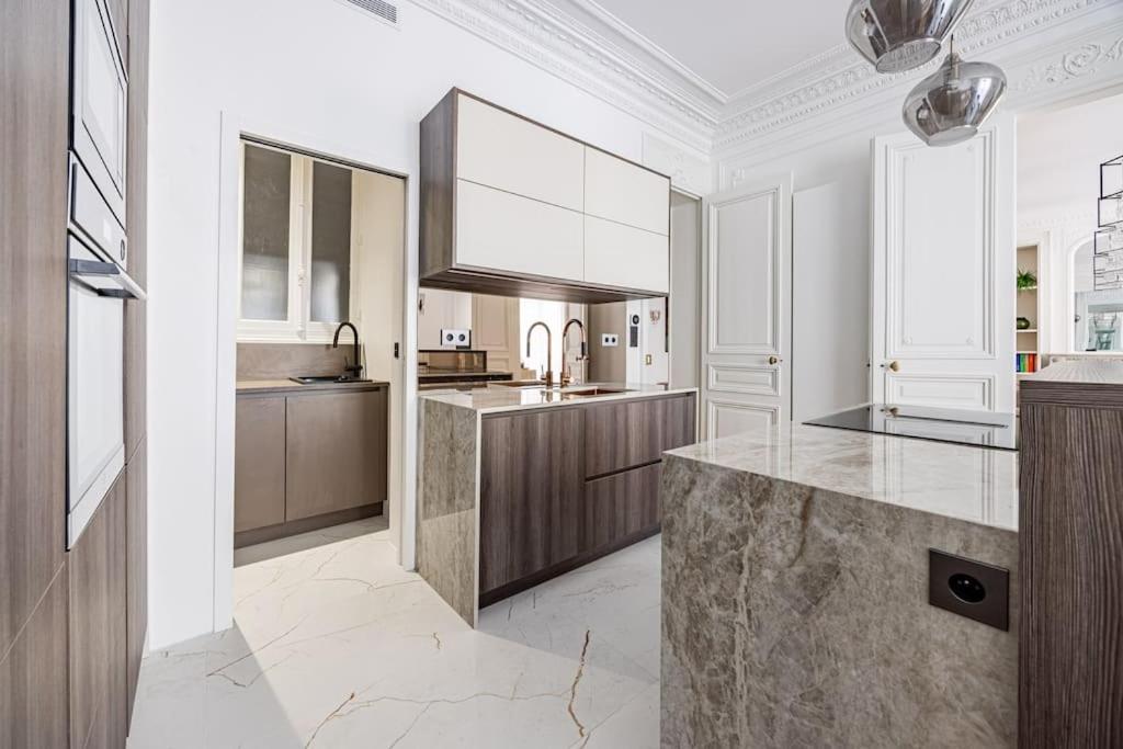 Amazing # Champs Elysees # 8 # Ac Apartment