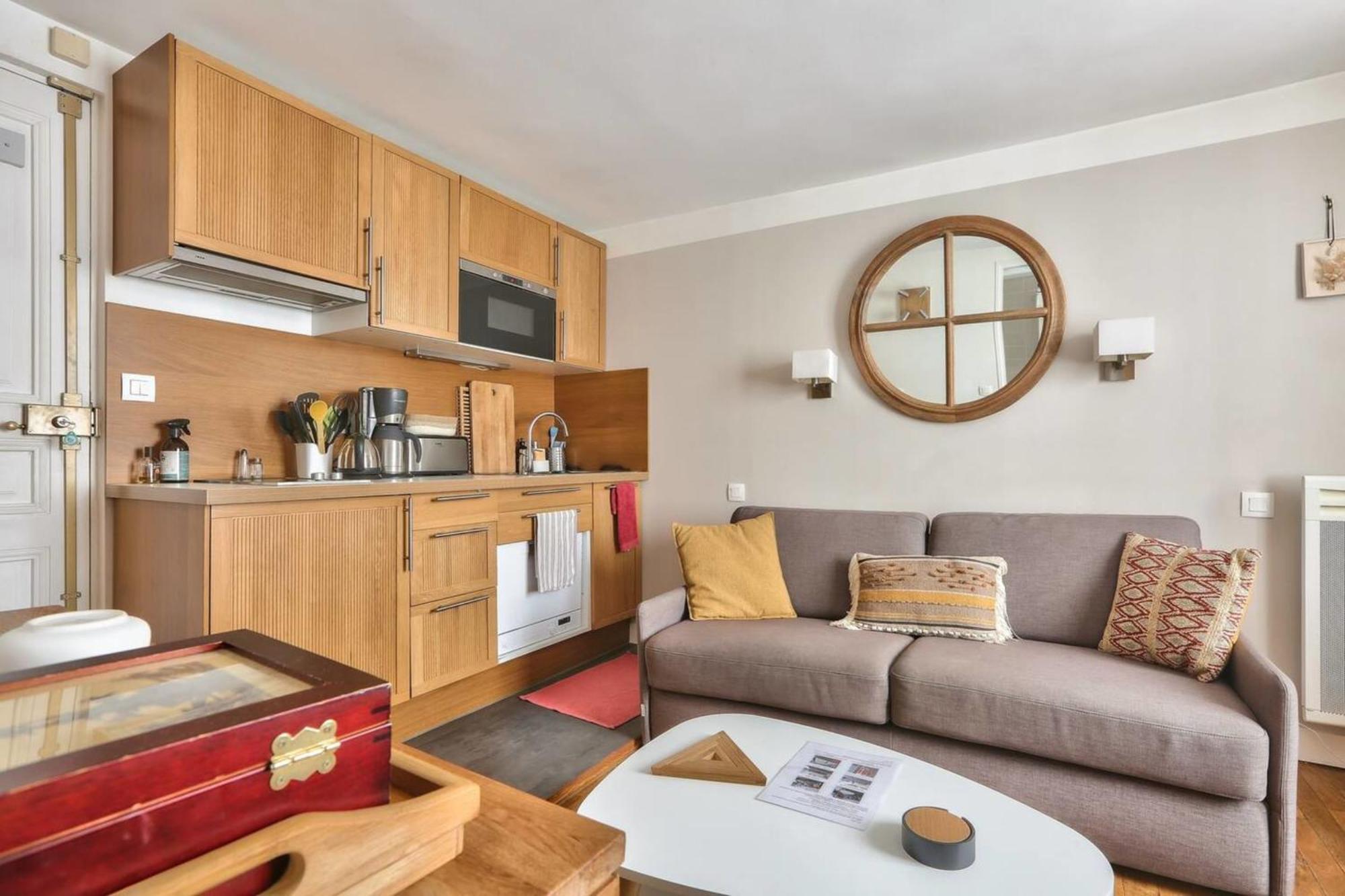 Apartment Modern Renovated Cozy And Quiet *