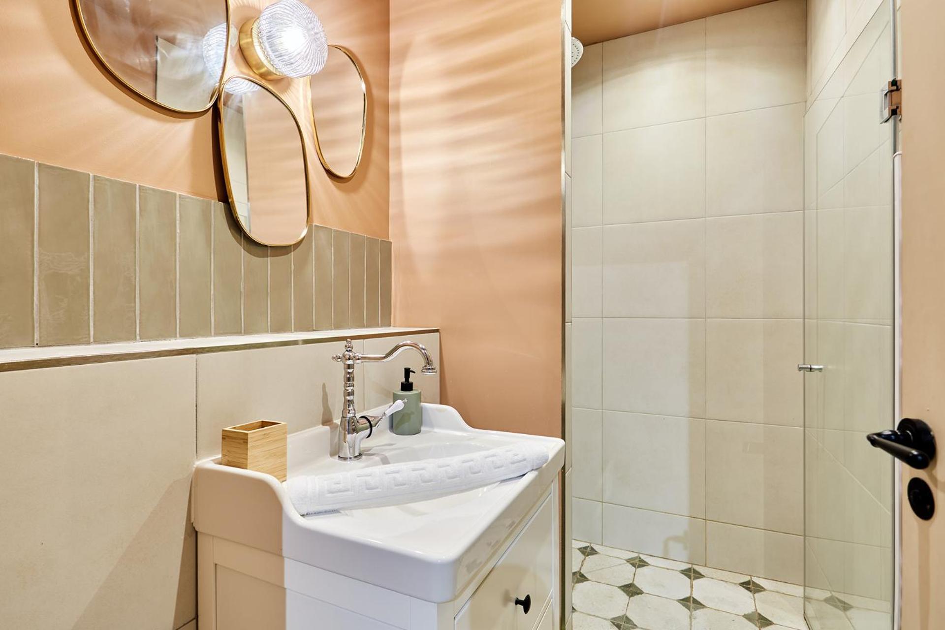 Apartment Centre De By Prestige