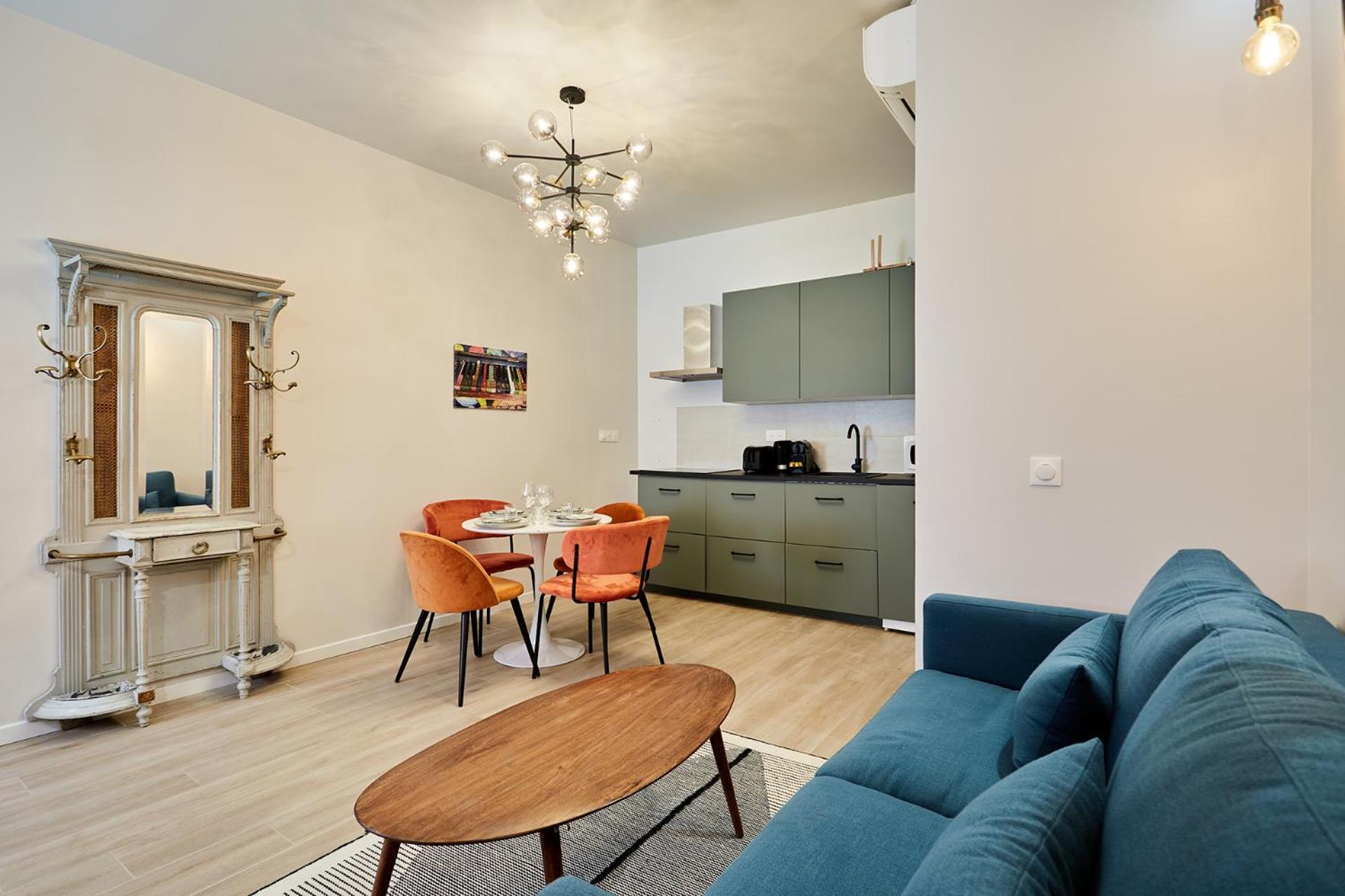 Centre De By Prestige Paris