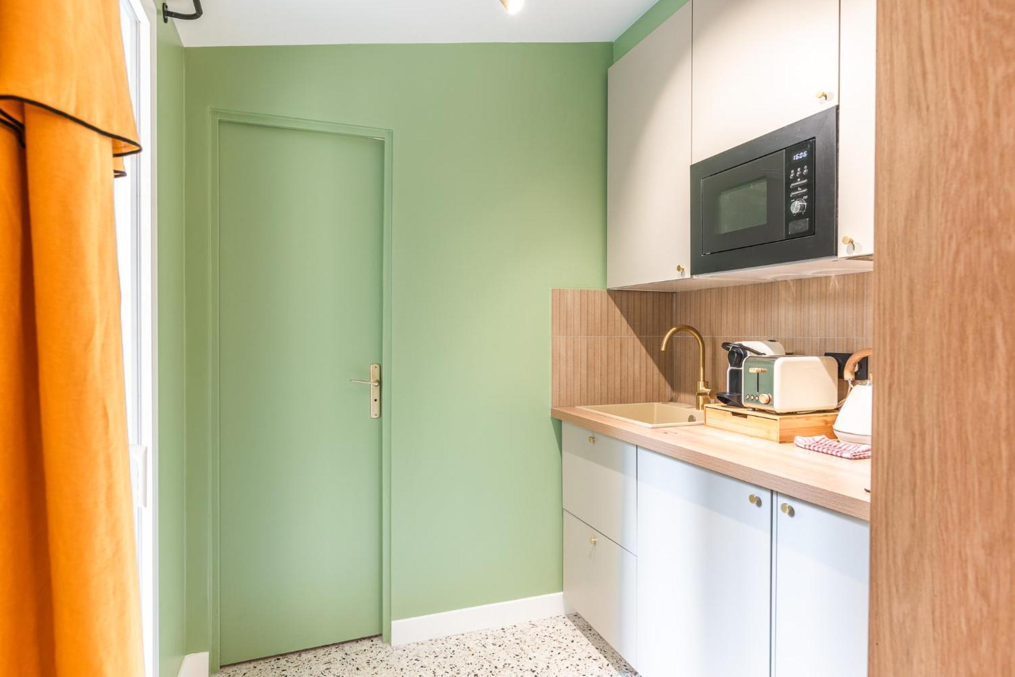 Charming With Terrace - Near Montmartre Appartement