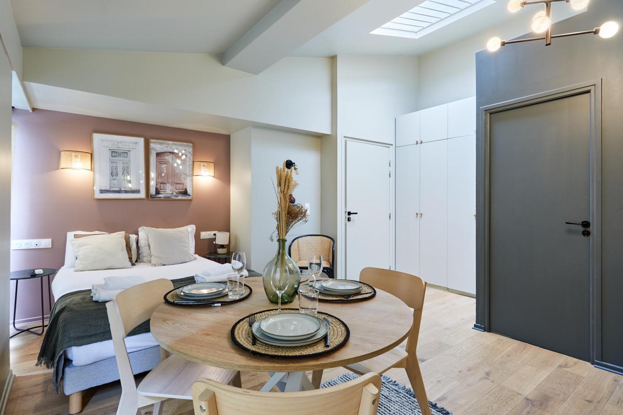 Apartment Centre De By Prestige