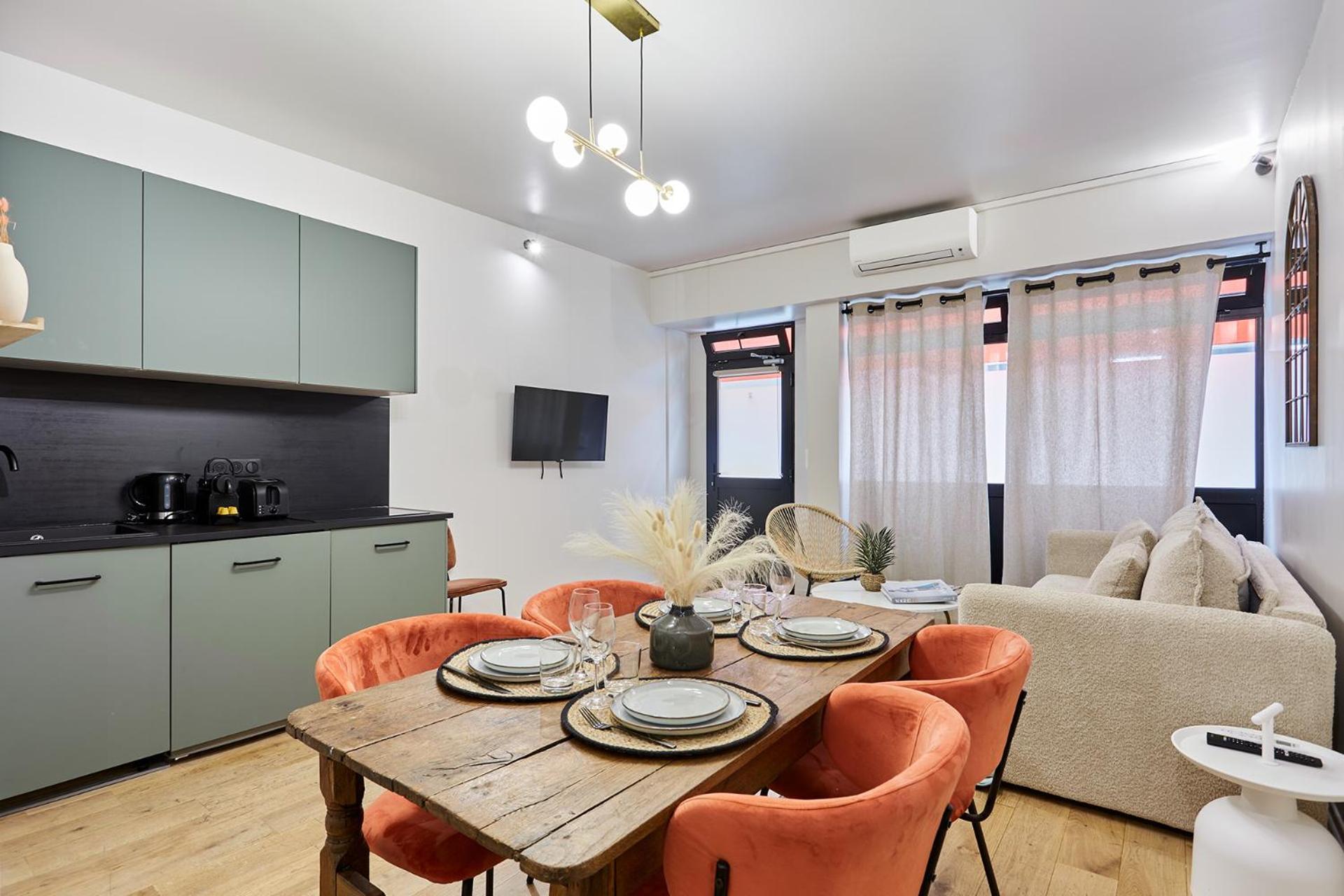Apartment Centre De By Prestige