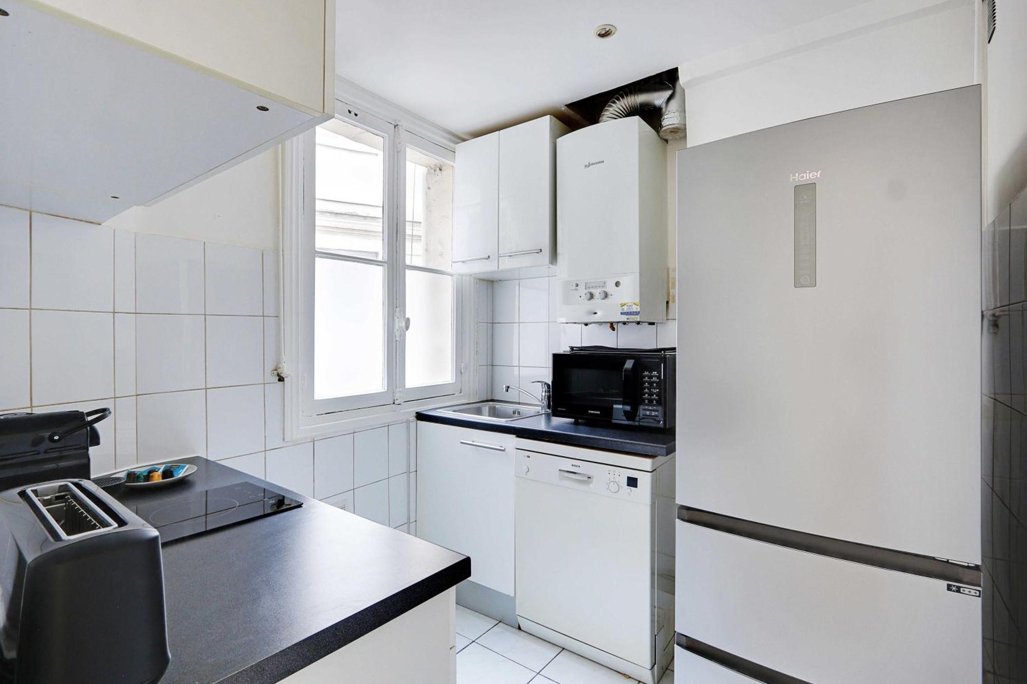 Appartement Peaceful 2br-4p - Arc De Triomphe