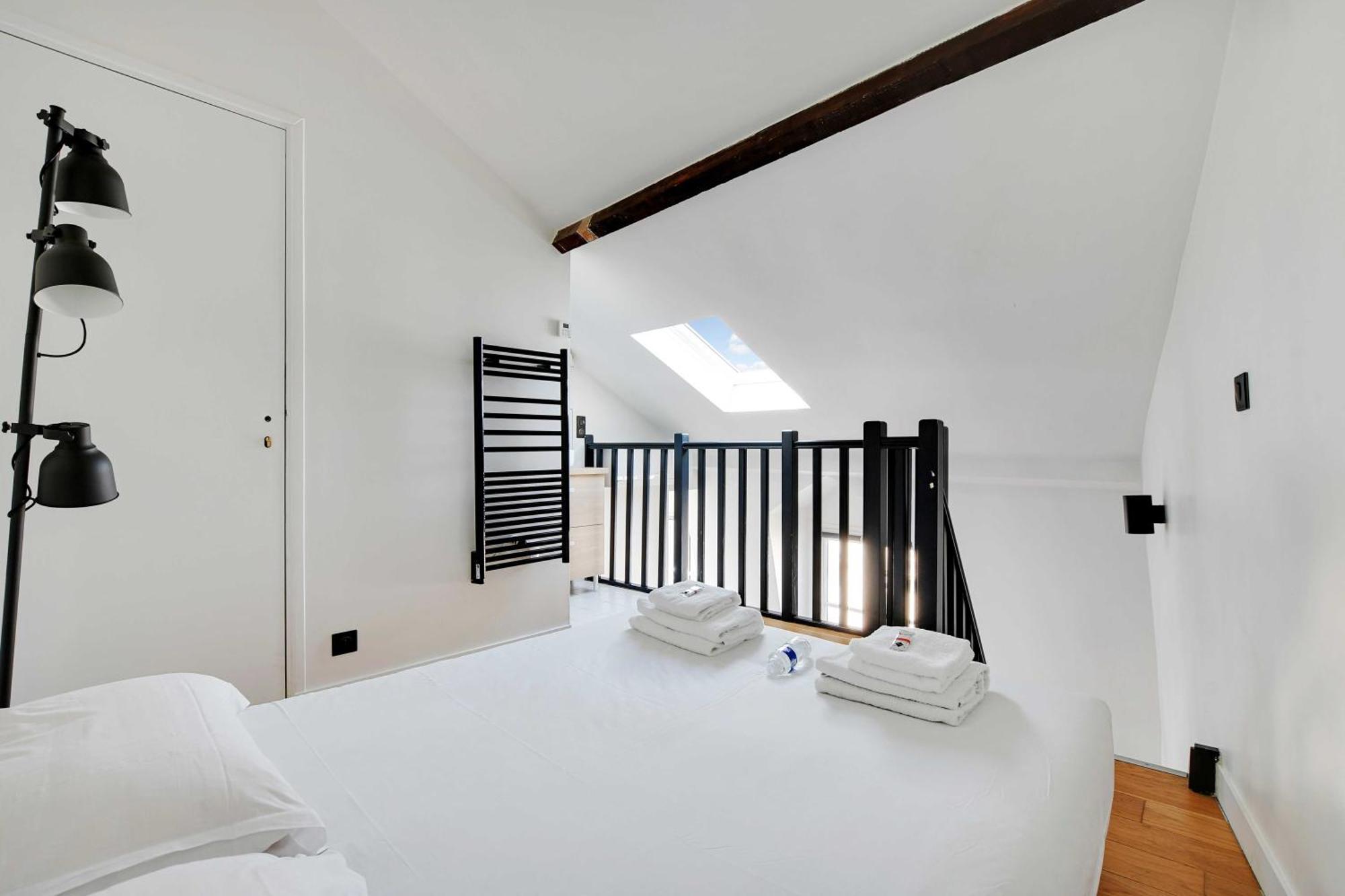 Appartement Charming With Ac -rue Des Archives- Le Marais Paris
