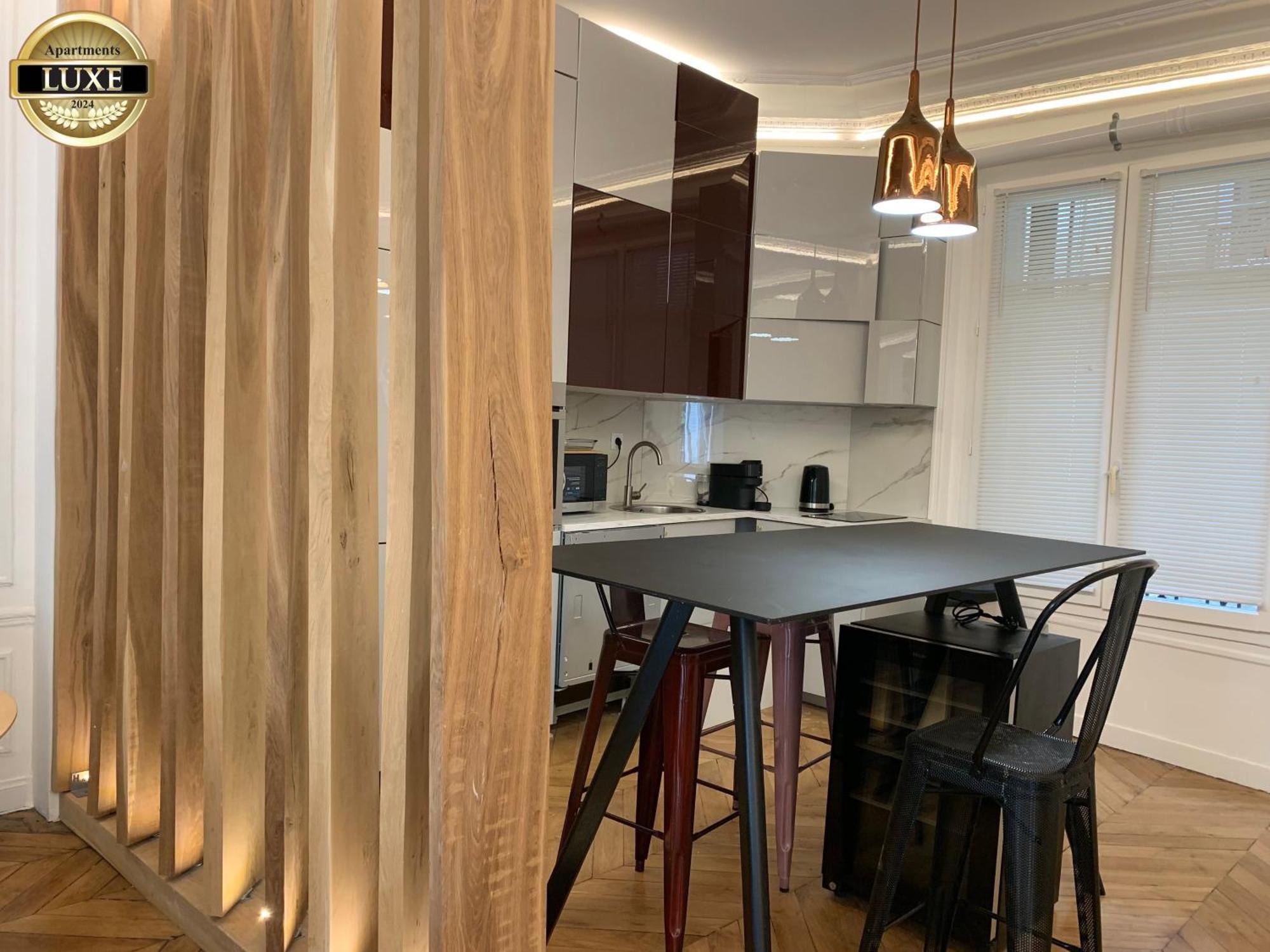 Apartment New! Luxury Passy-kennedy In Front Of Eiffel Tower
