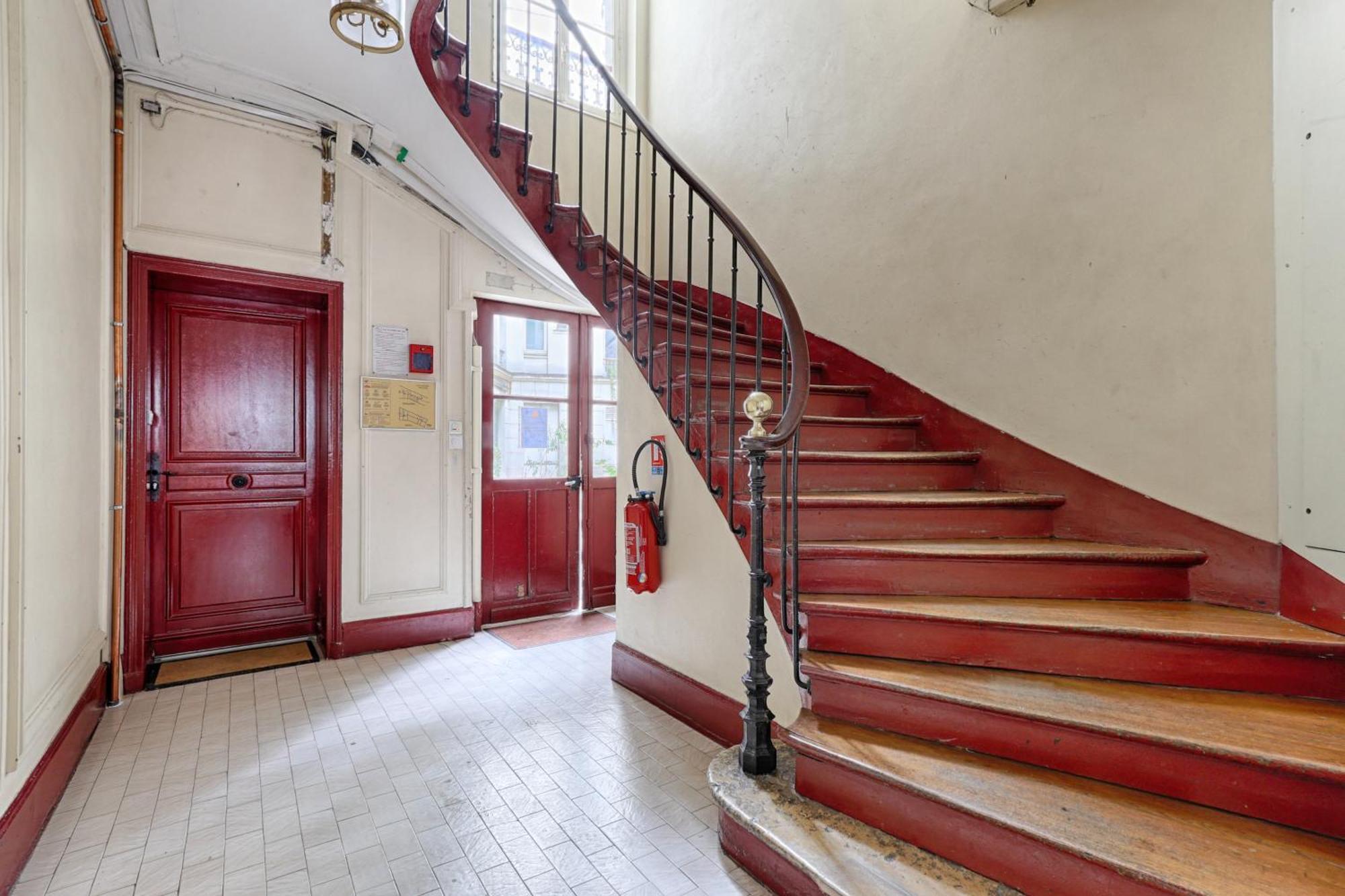Montmartre Seveste Ii Magnifique 2br Appartement