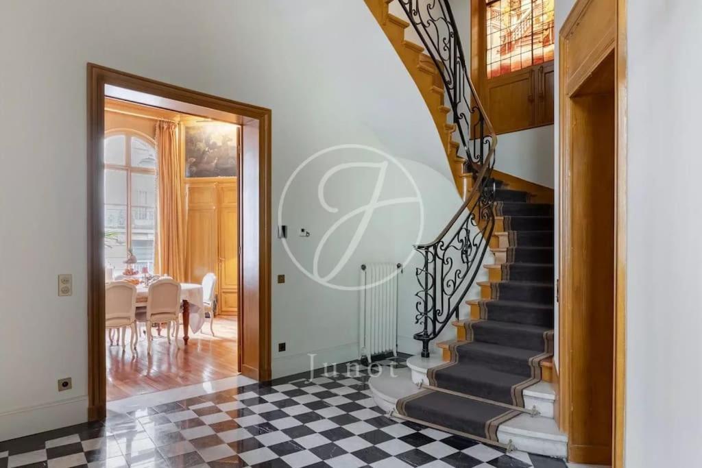 Particulier - Maison *