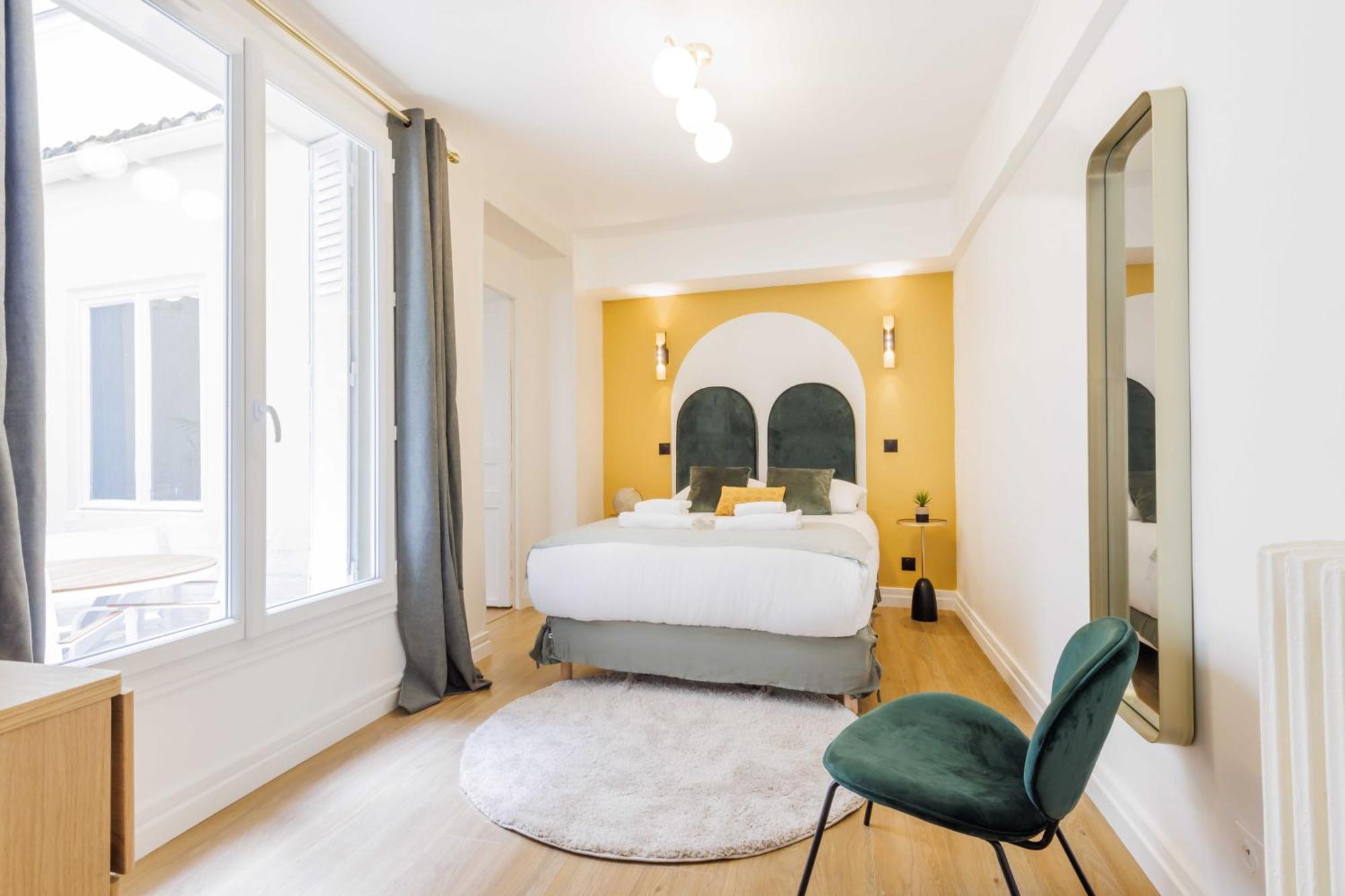 Superb With Patio 6p-2bdr - Opera Grands Boulevards Apartment *