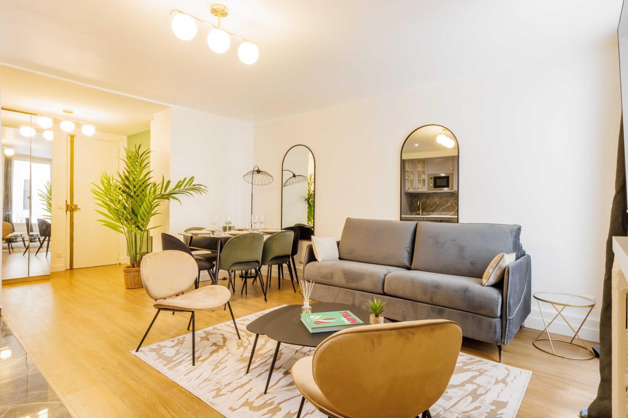 Superb With Patio 6p-2bdr - Opera Grands Boulevards Apartment *