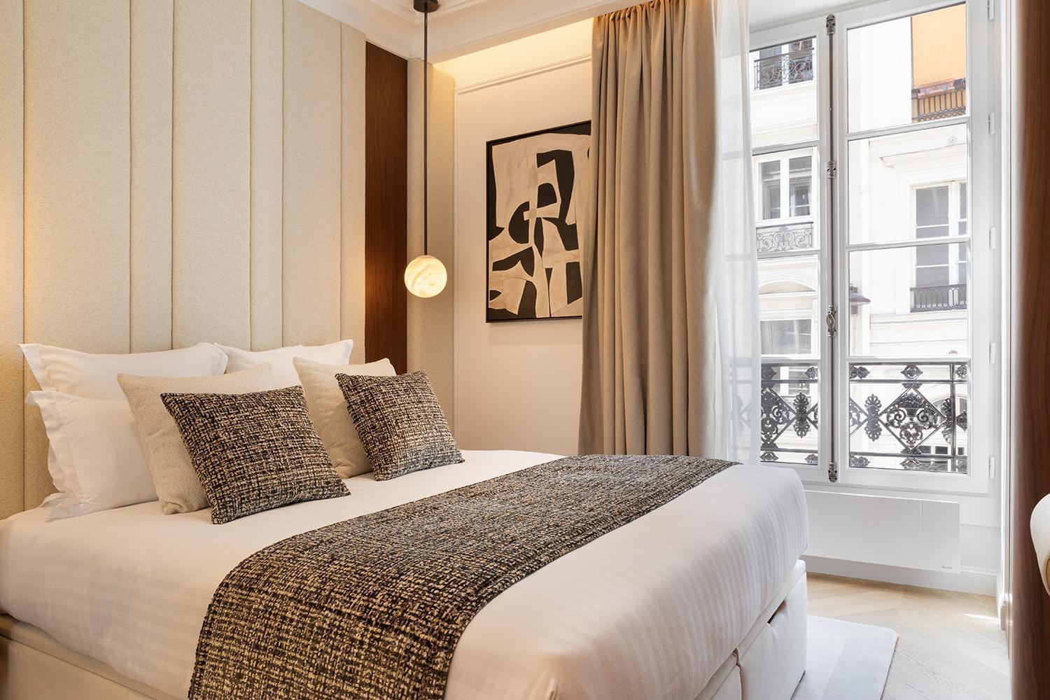 Thelander - Serviced In Opera Apartment