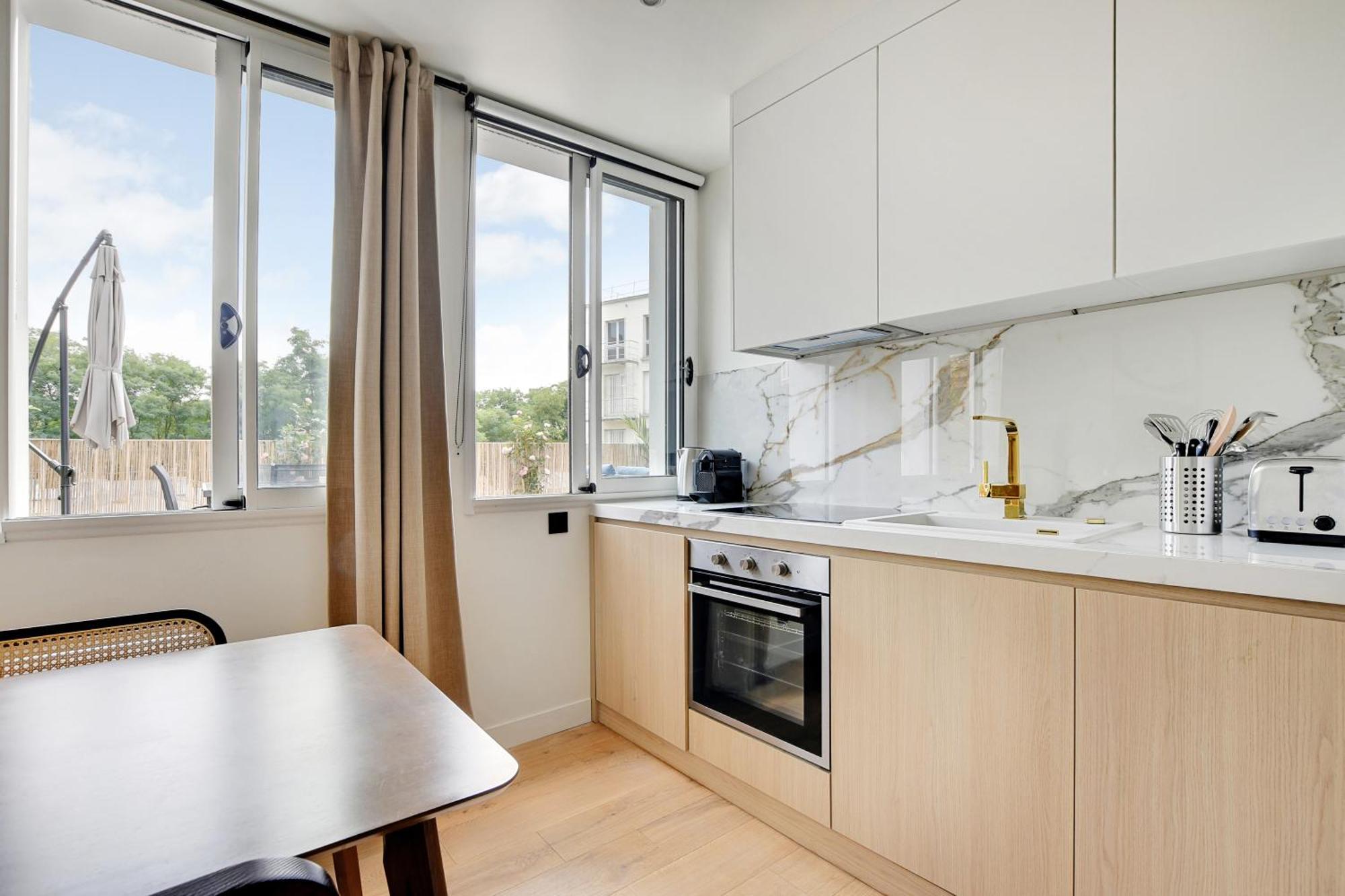 Apartment Pick A Flat's In Daumesnil - Avenue Du General Bizot Paris