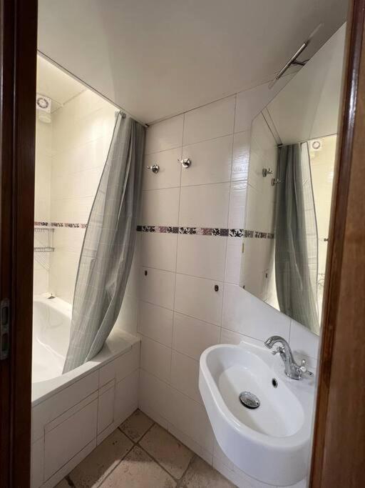 Calme Apartment